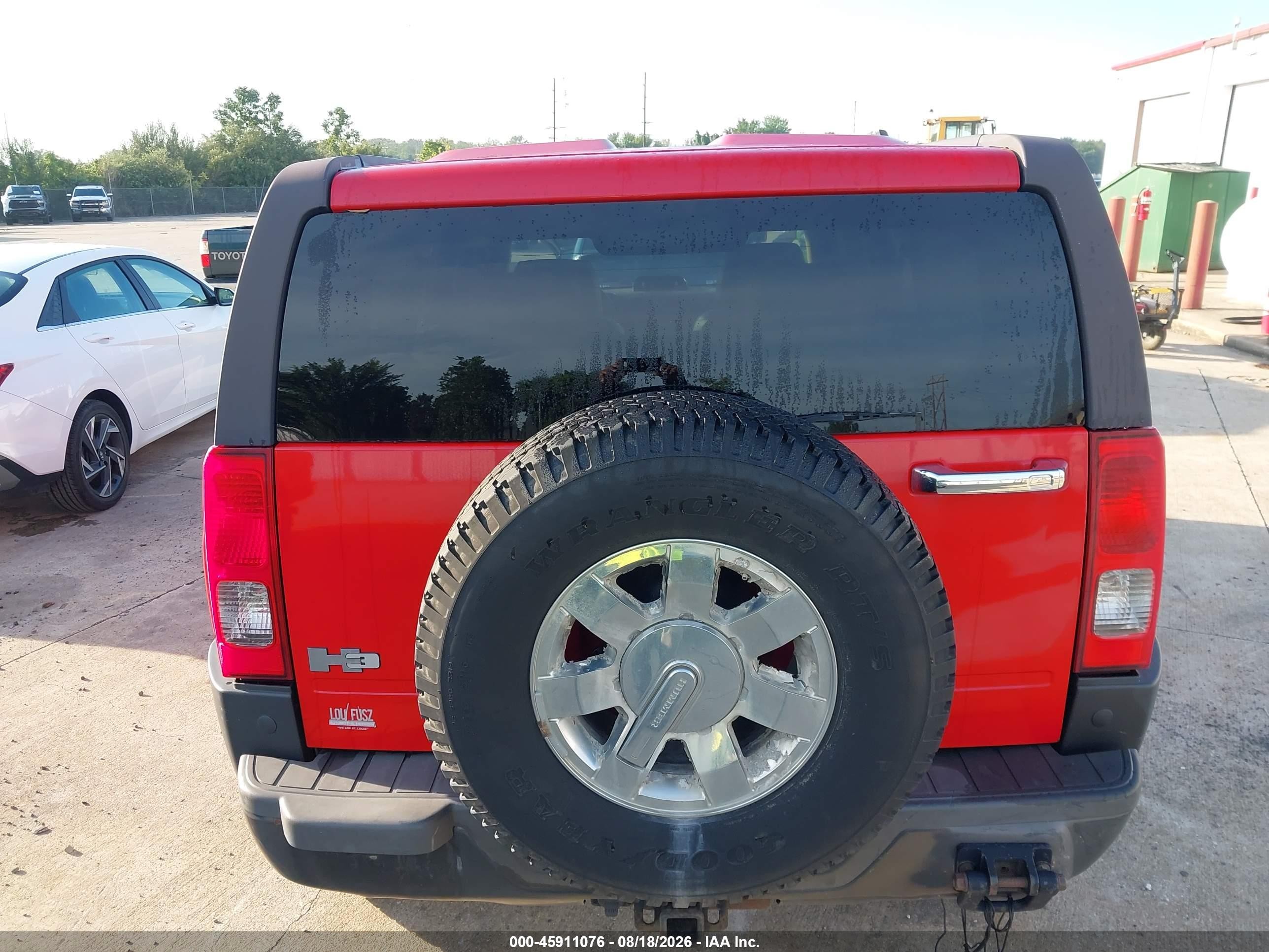 2006 Hummer H3 Suv   Red vin: 5GTDN136668308740