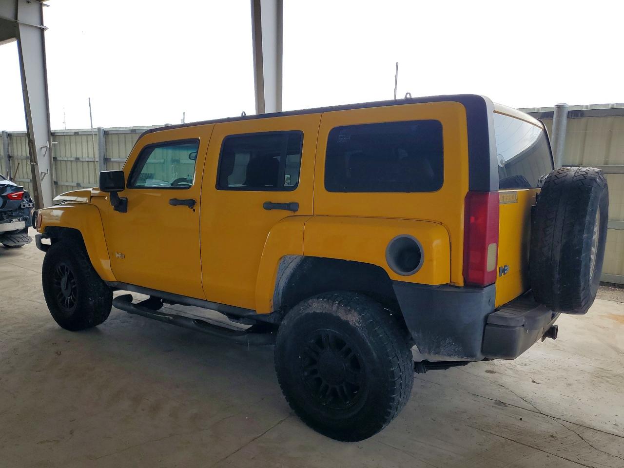 2006 Hummer H3 Yellow vin: 5GTDN136768114640