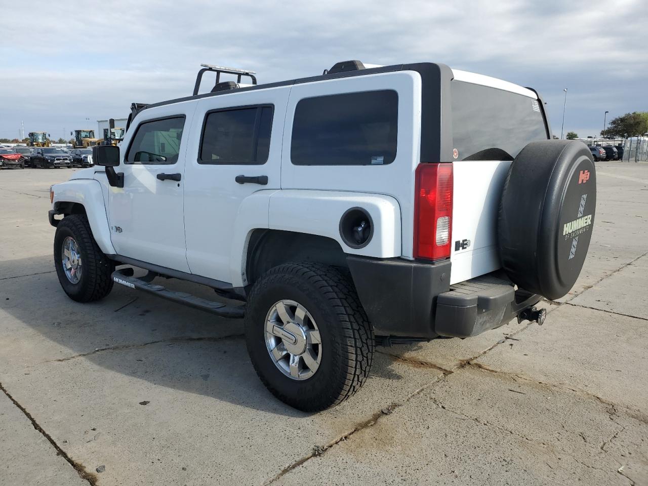 2006 Hummer H3 Белый vin: 5GTDN136768200370