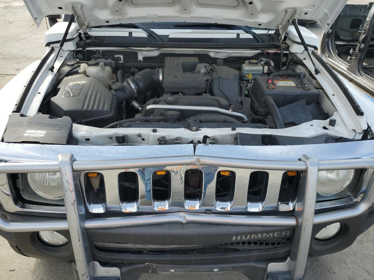 2006 Hummer H3 Белый vin: 5GTDN136768200370