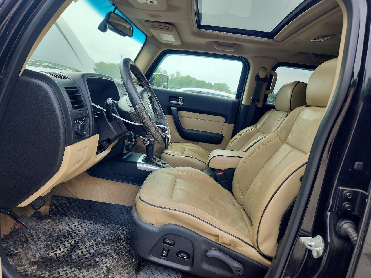 2006 Hummer H3 Black vin: 5GTDN136768203012
