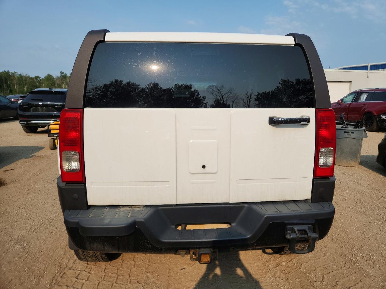 2006 Hummer H3 White vin: 5GTDN136768236172