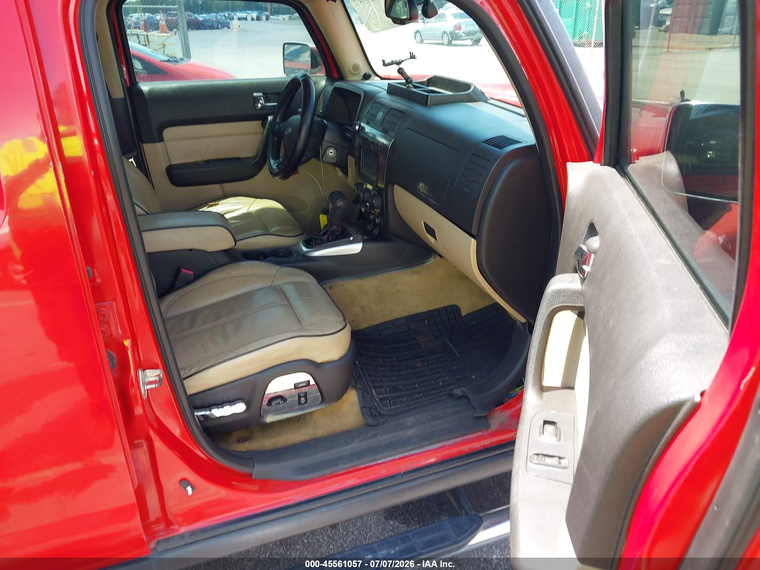 2006 Hummer H3 Suv   Red vin: 5GTDN136768273416