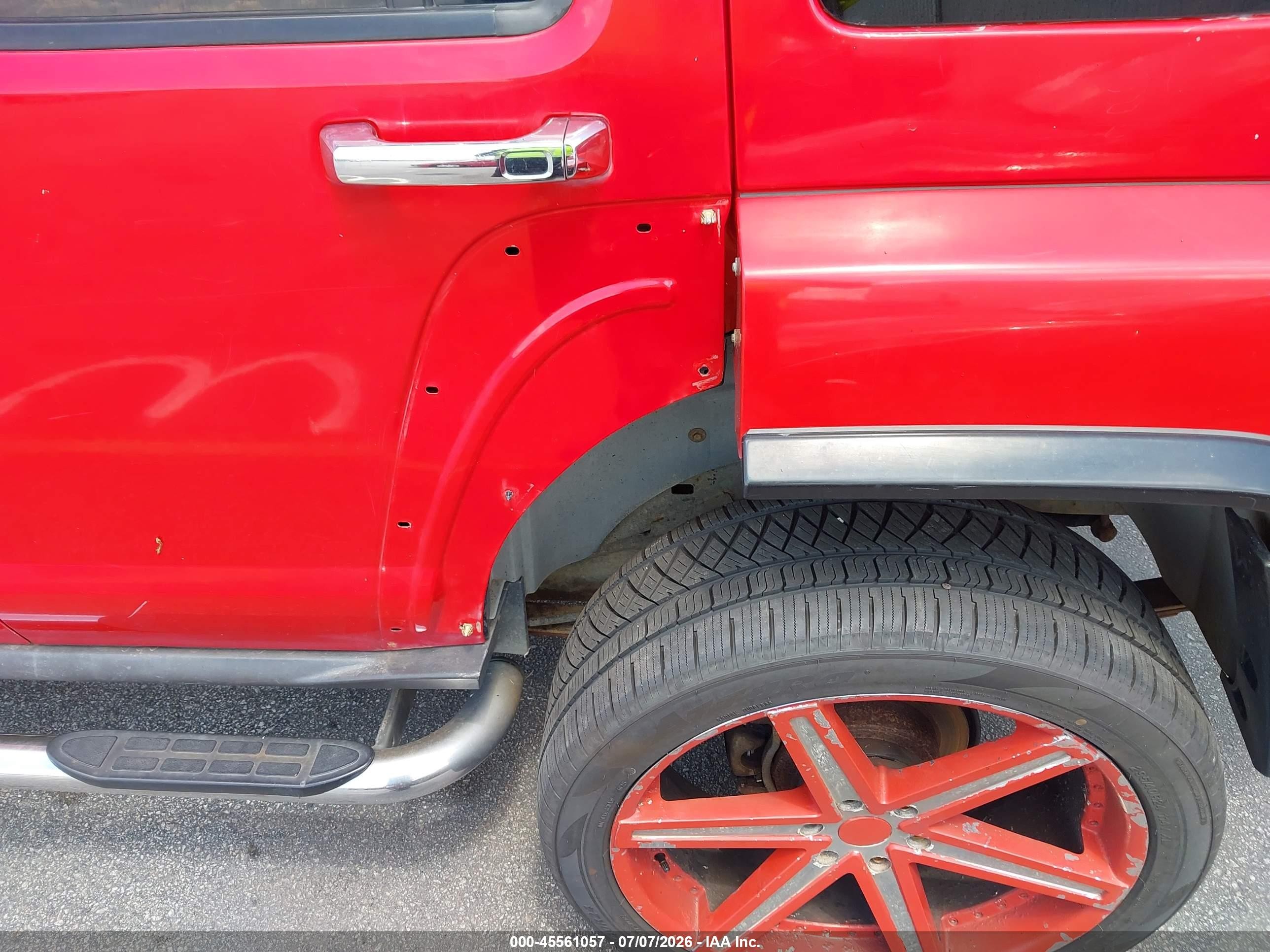 2006 Hummer H3 Suv   Red vin: 5GTDN136768273416