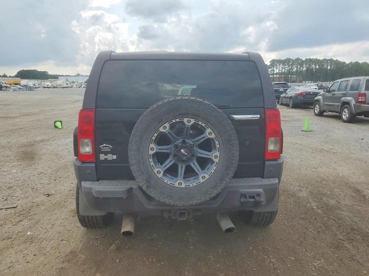 2006 Hummer H3 Black vin: 5GTDN136768309329