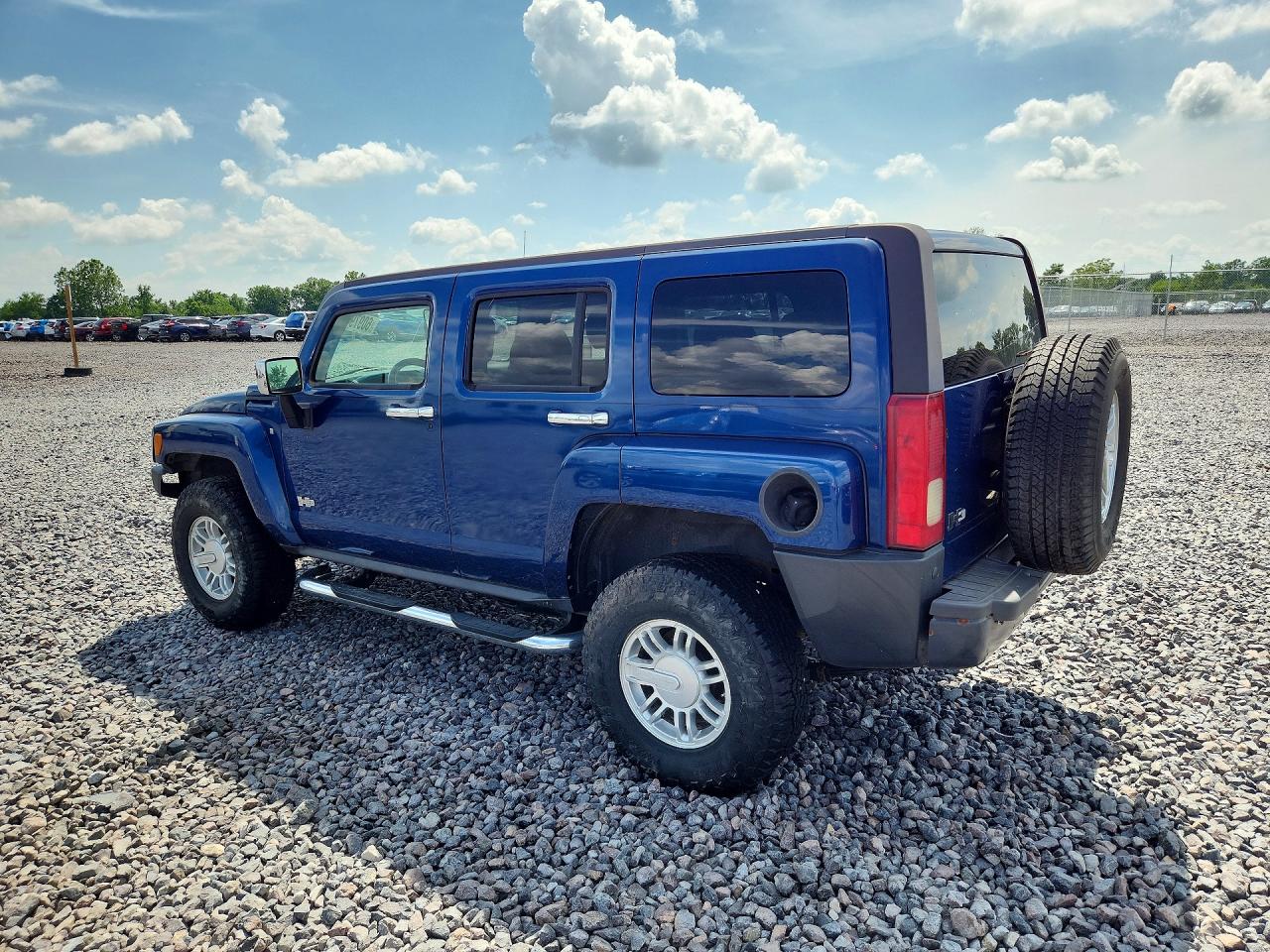 2006 Hummer H3 Blue vin: 5GTDN136768313896