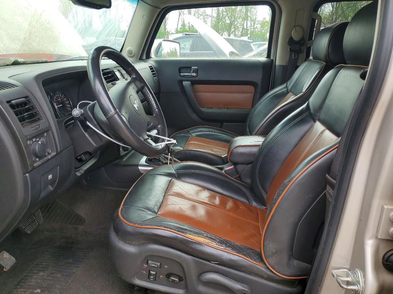 2006 Hummer H3 Beige vin: 5GTDN136868101685