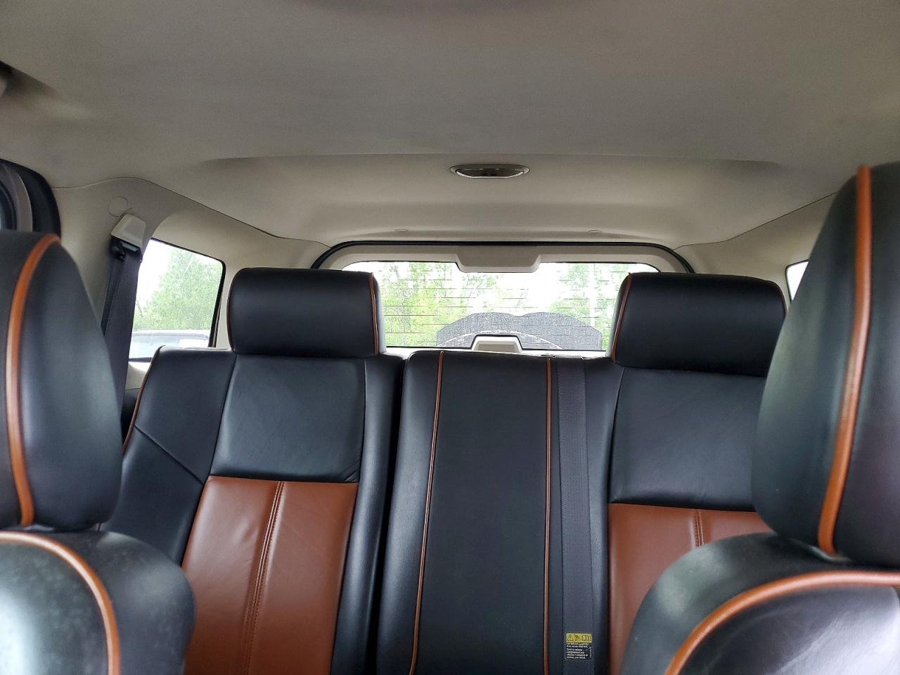 2006 Hummer H3 Beige vin: 5GTDN136868101685