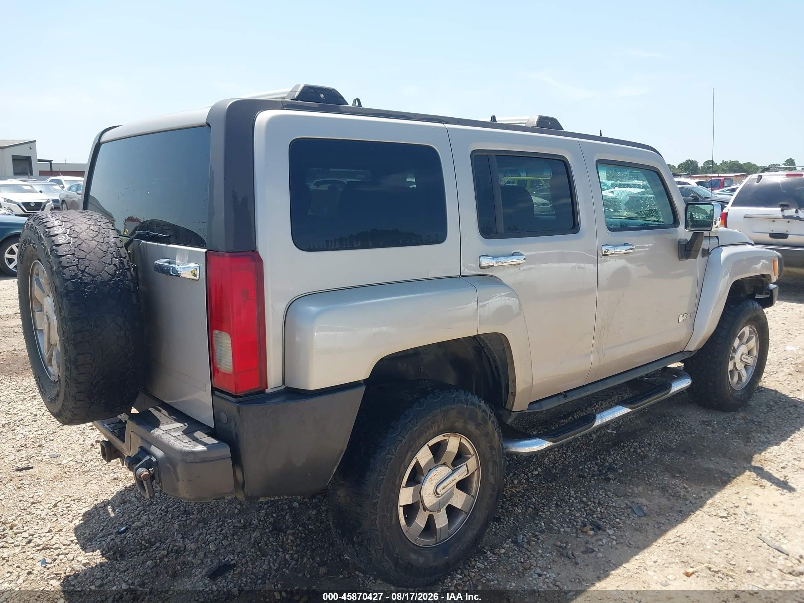 2006 Hummer H3 Suv   Silver vin: 5GTDN136868111486