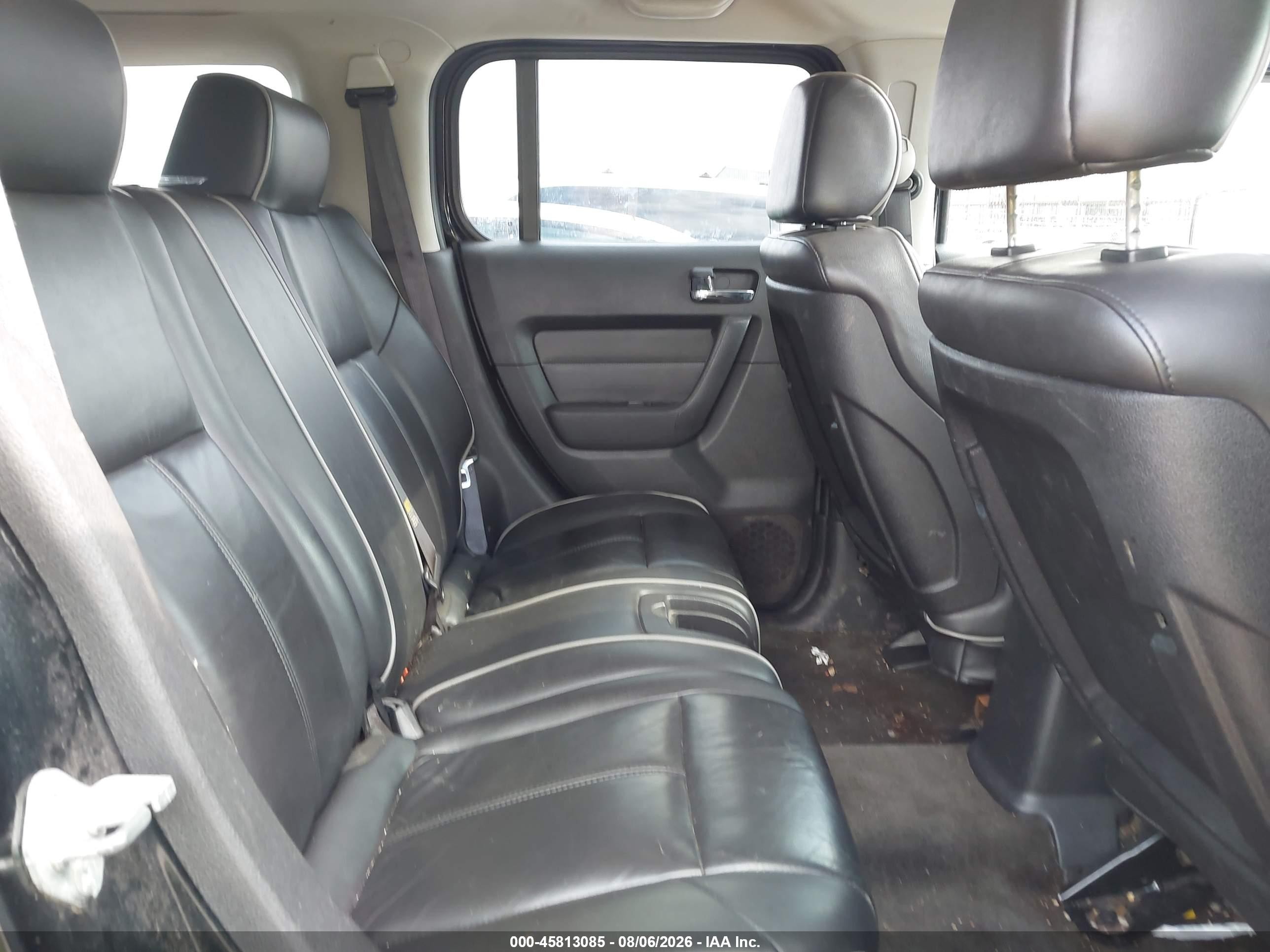 2006 Hummer H3 Suv   Black vin: 5GTDN136868123783