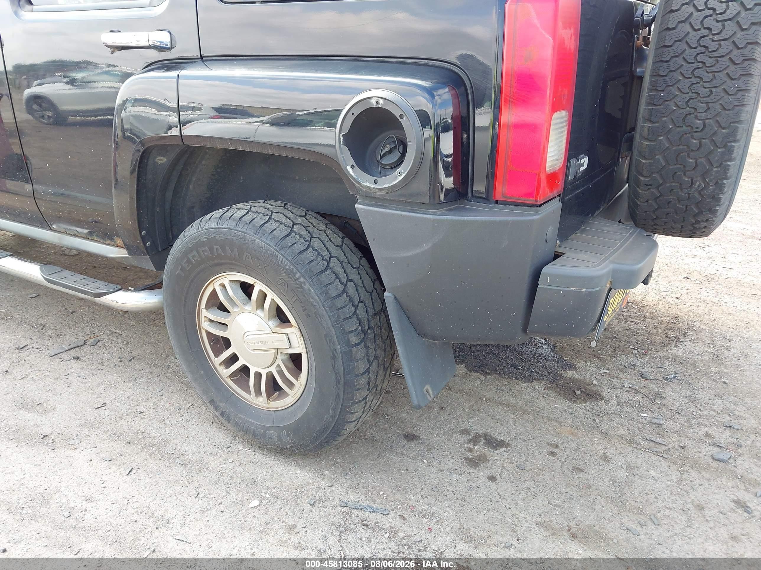 2006 Hummer H3 Suv   Black vin: 5GTDN136868123783