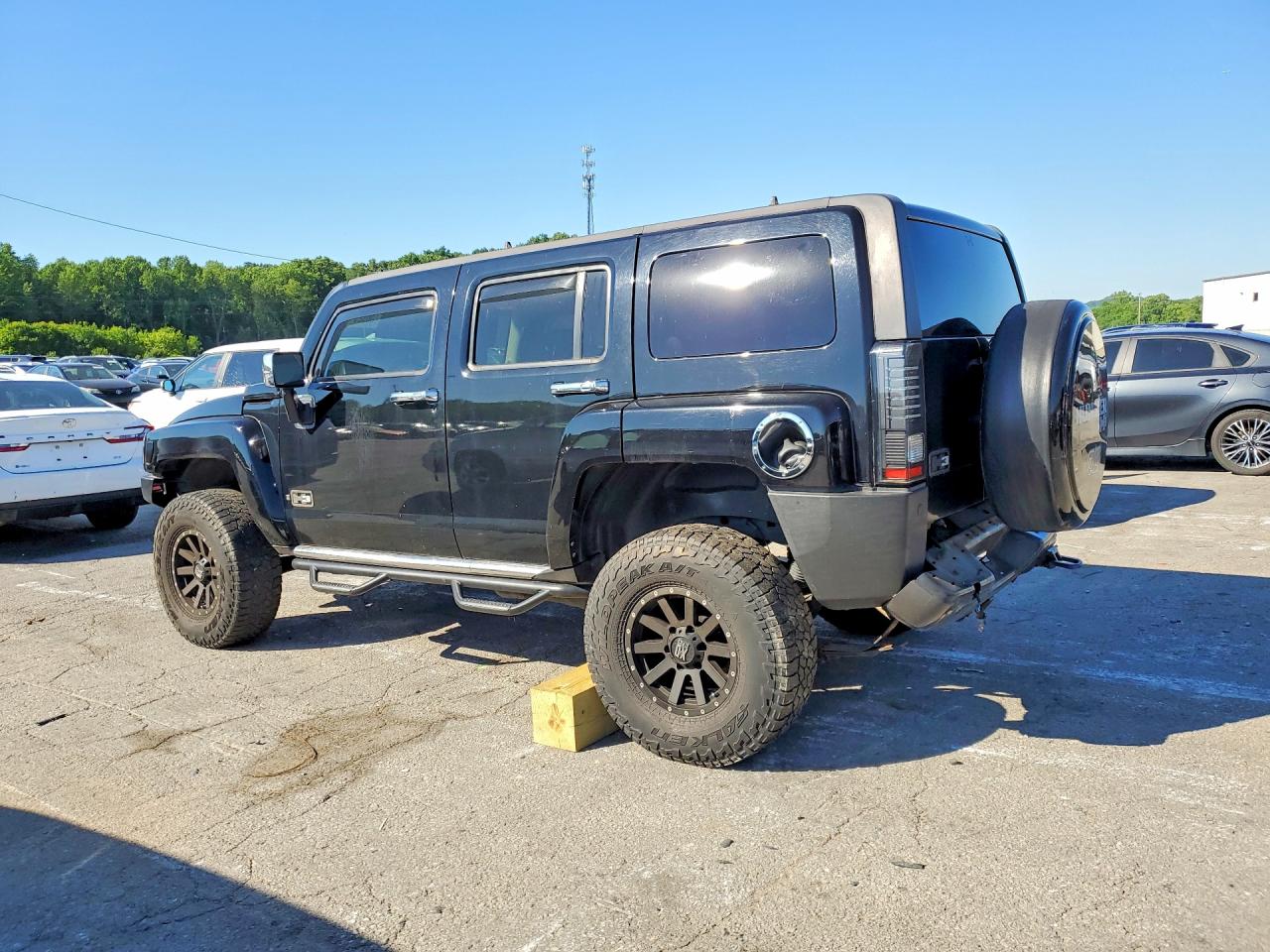 2006 Hummer H3 Black vin: 5GTDN136868131608