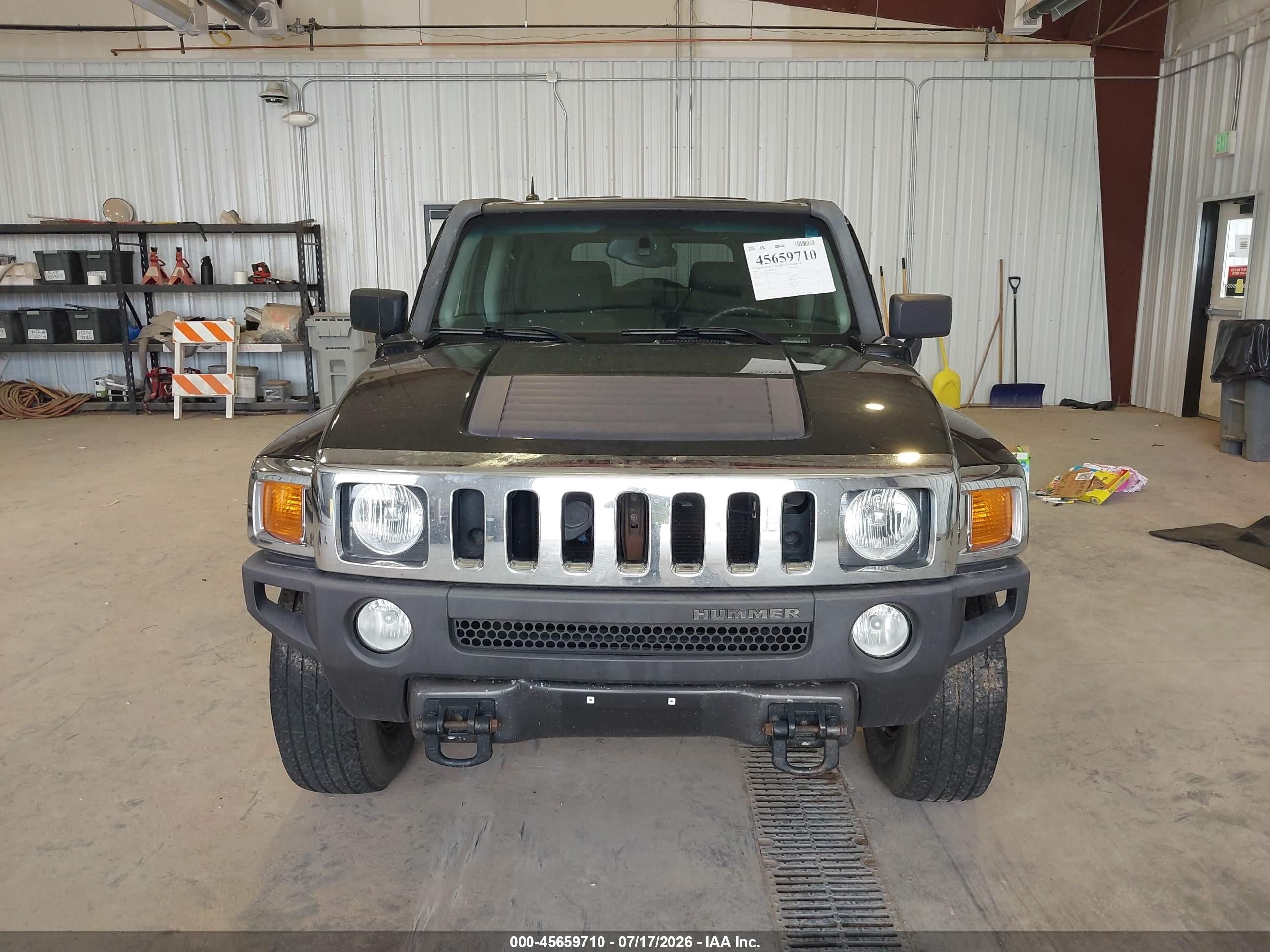 2006 Hummer H3 Suv   Black vin: 5GTDN136868173051