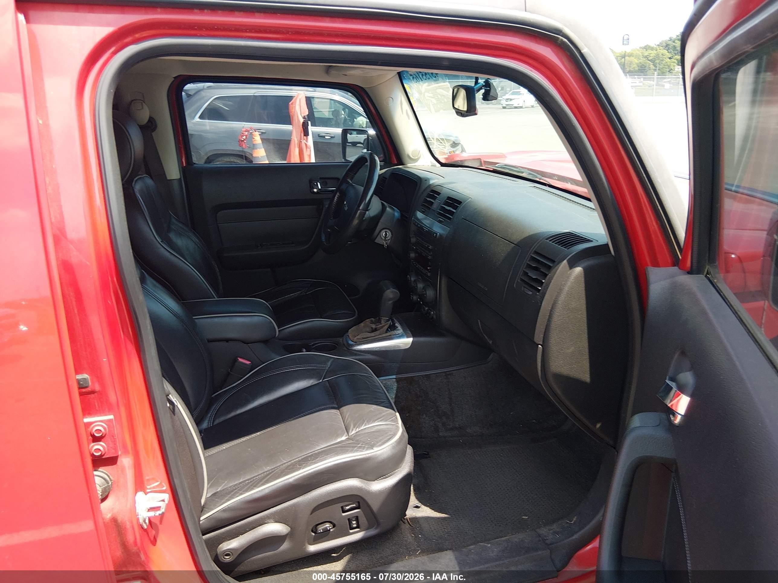 2006 Hummer H3 Suv   Red vin: 5GTDN136968114445