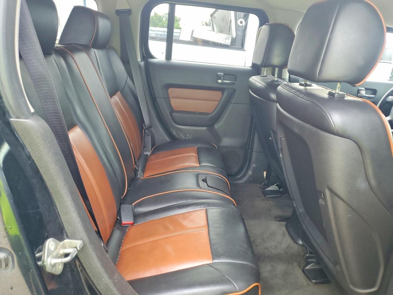 2006 Hummer H3 Black vin: 5GTDN136X68100201