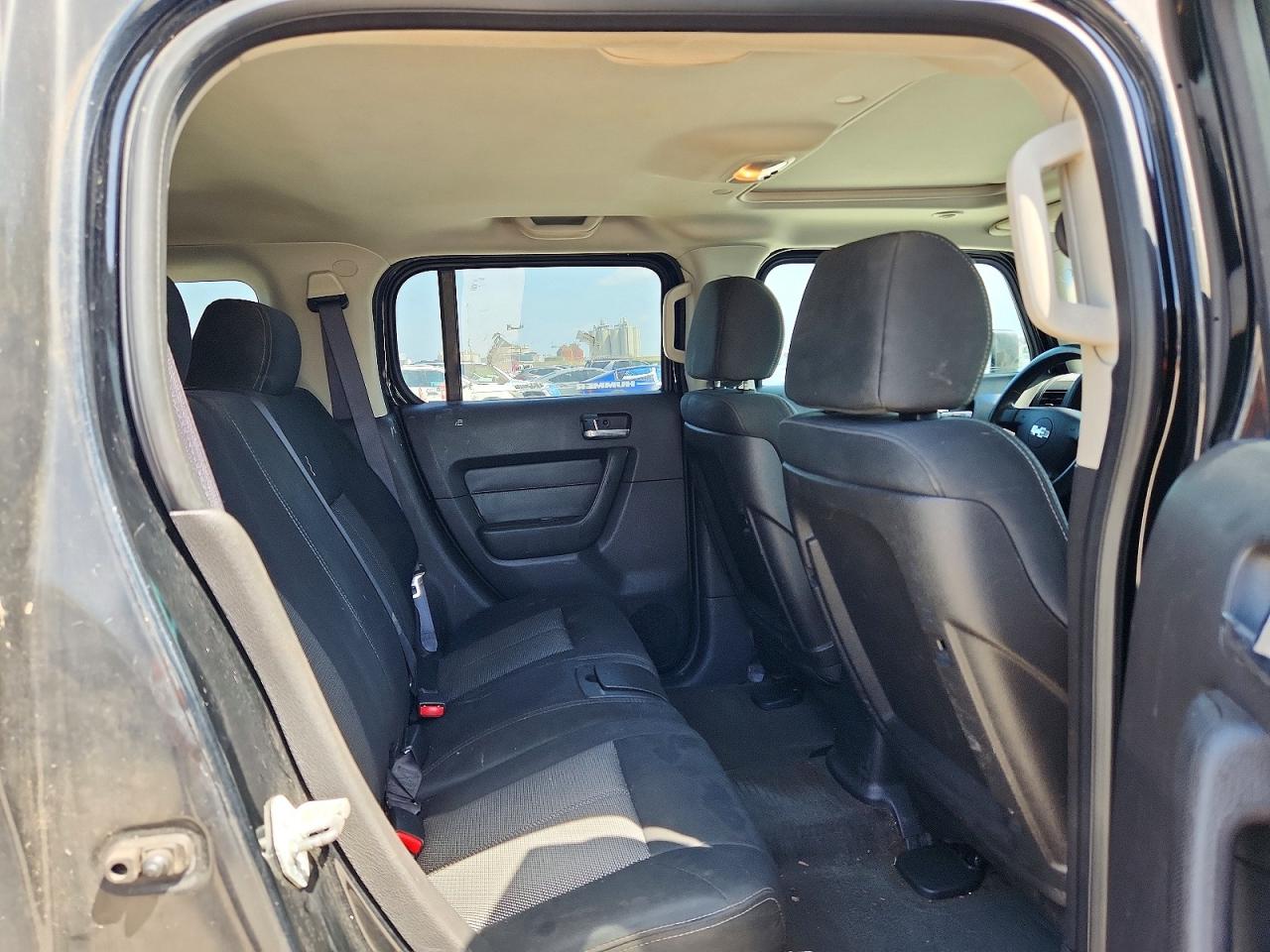 2006 Hummer H3 Black vin: 5GTDN136X68117810