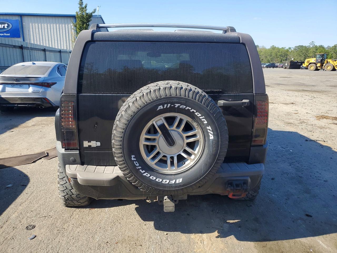 2006 Hummer H3 Black vin: 5GTDN136X68123025