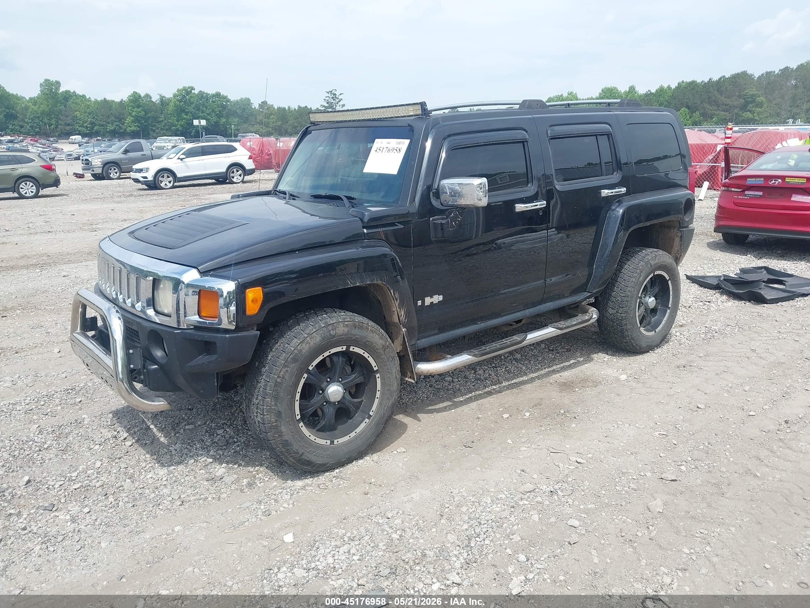2006 Hummer H3 Suv   Black vin: 5GTDN136X68162455