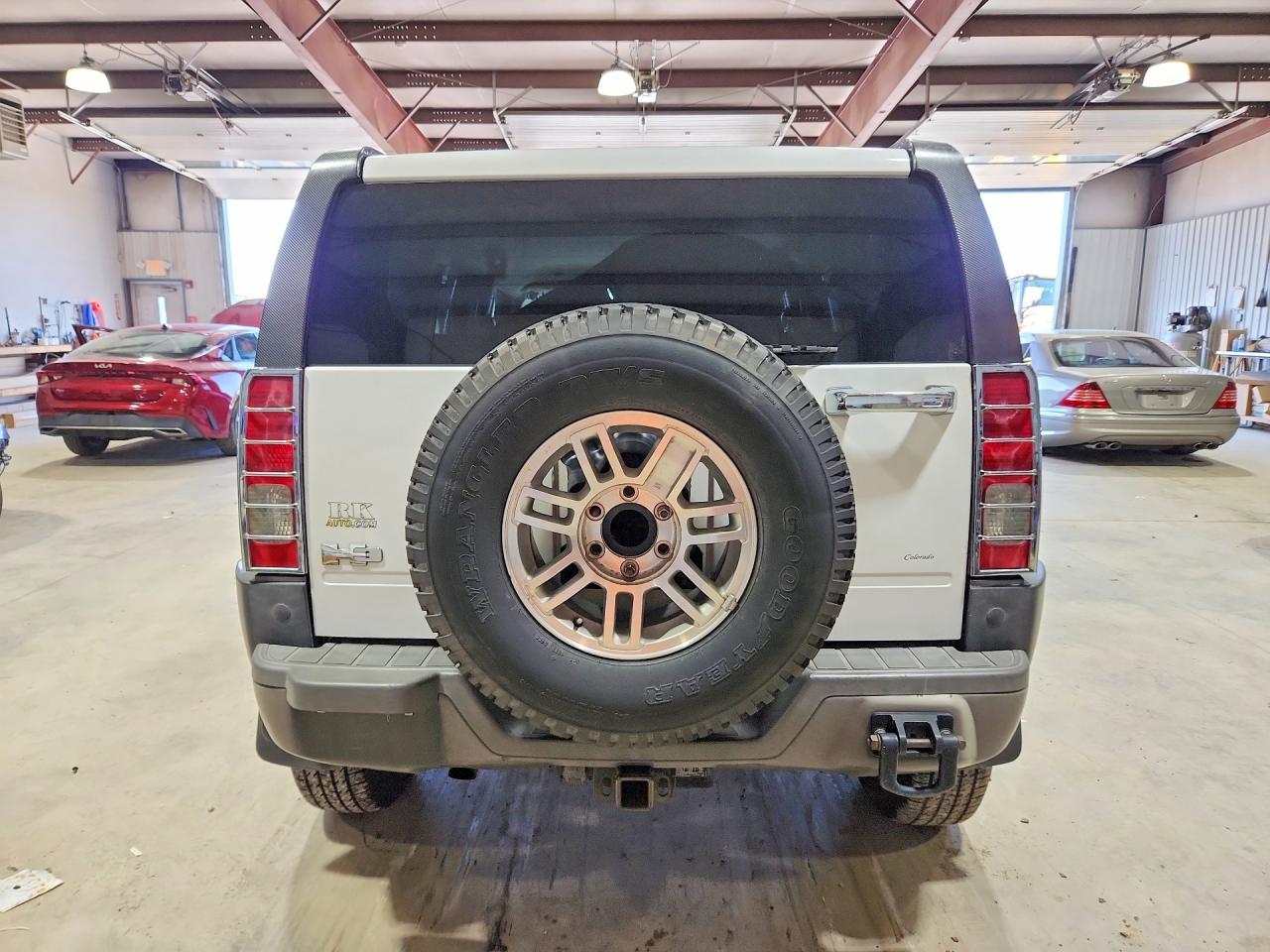 2006 Hummer H3 White vin: 5GTDN136X68176095