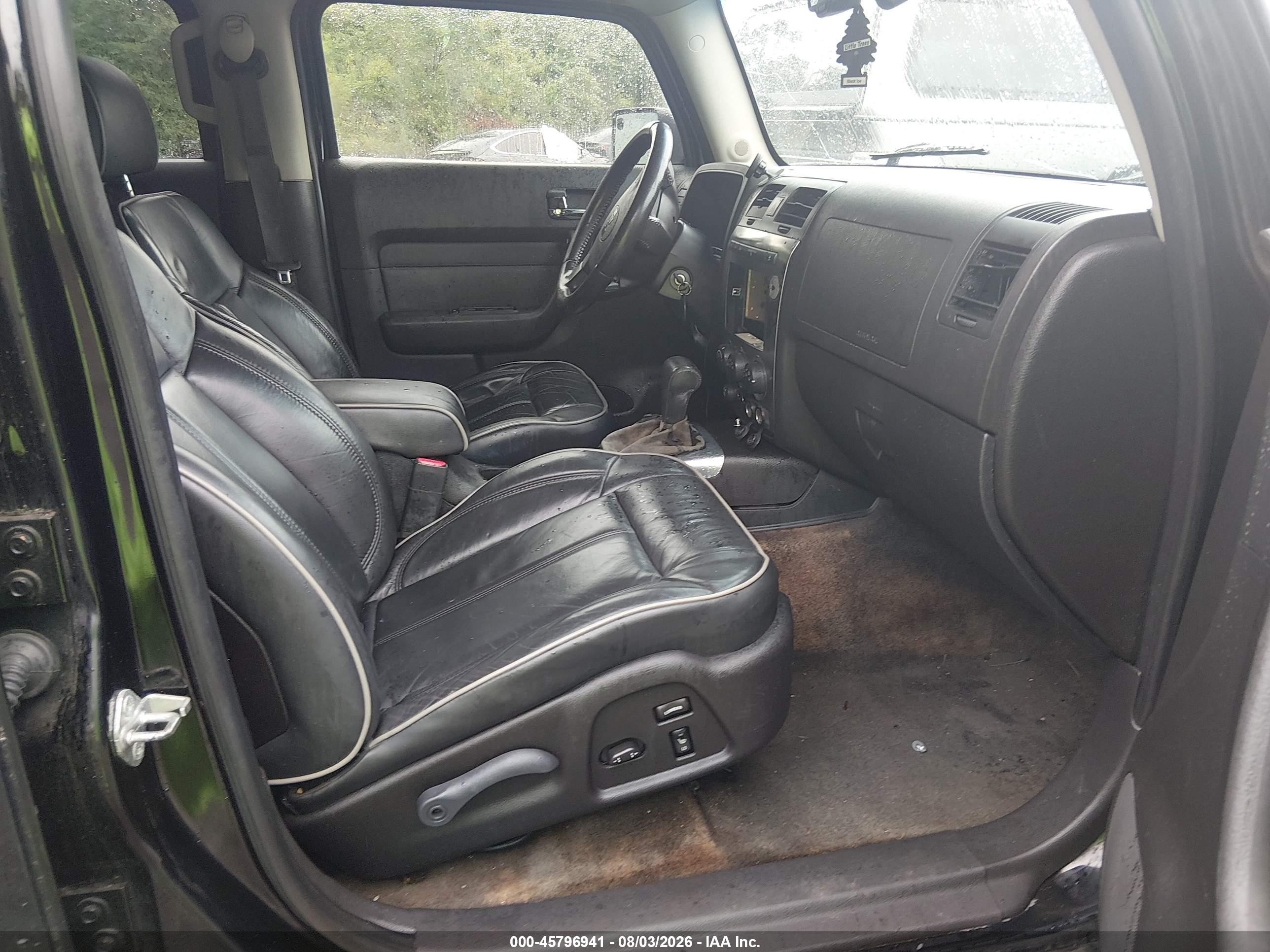 2006 Hummer H3 Suv   Black vin: 5GTDN136X68272048