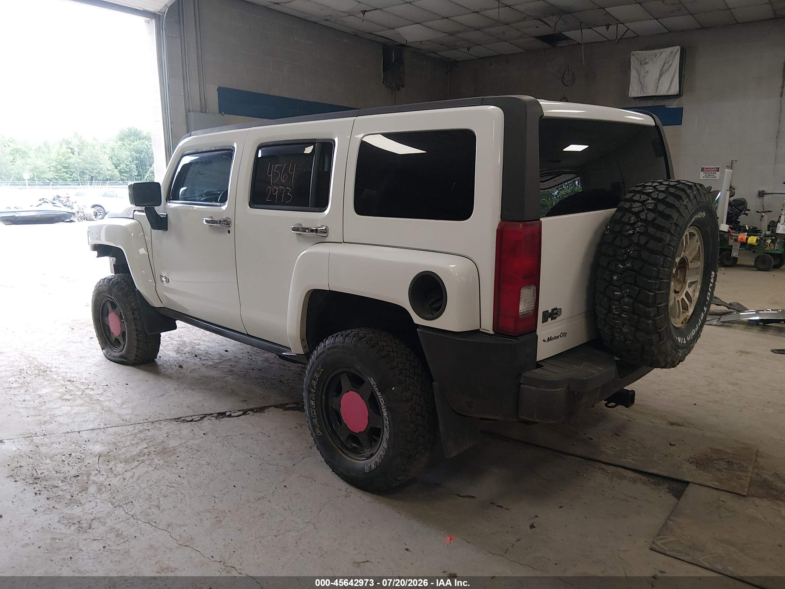 2006 Hummer H3 Suv   Белый vin: 5GTDN136X68297063