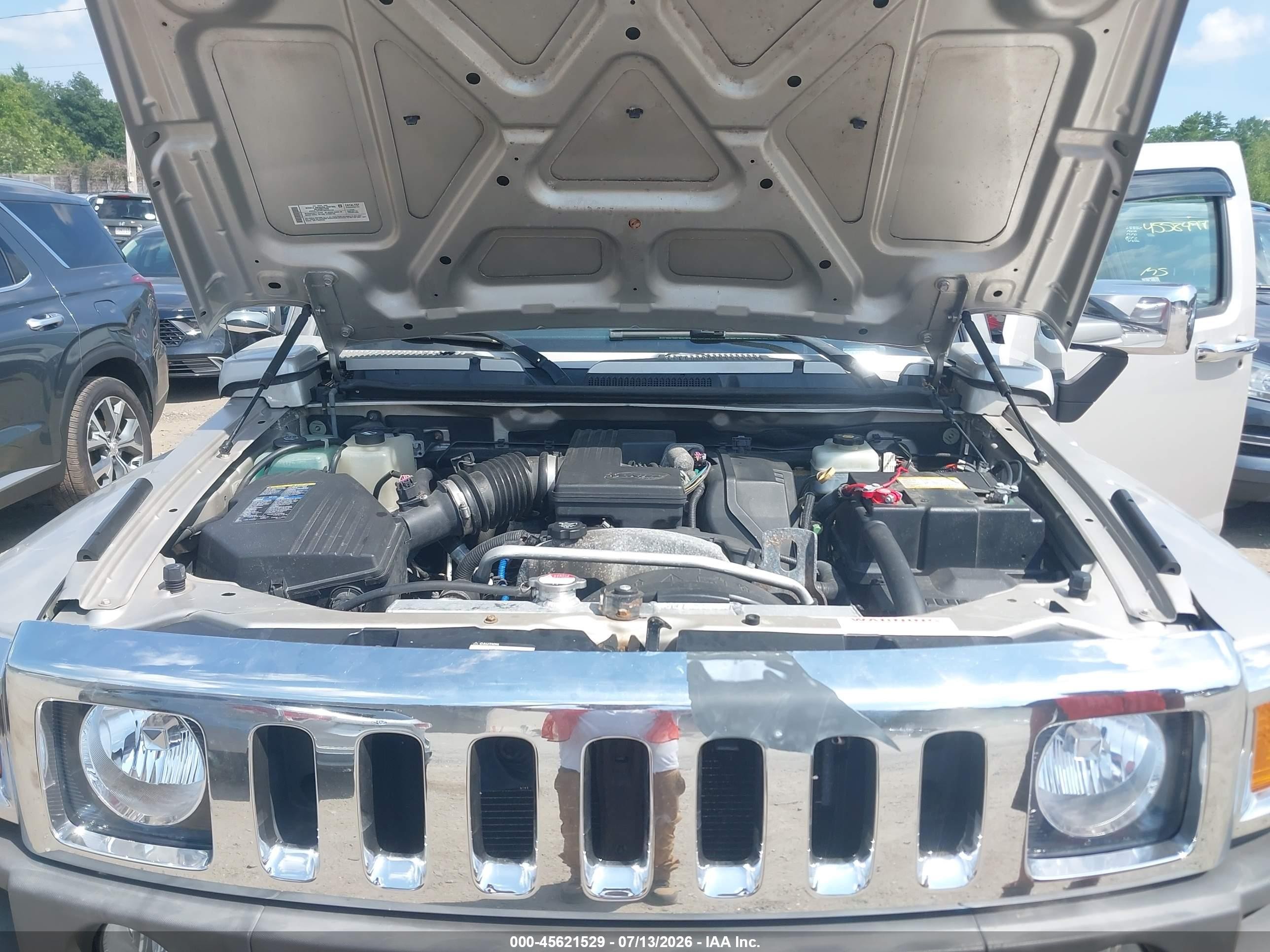 2007 Hummer H3 Suv   Серебряный vin: 5GTDN13E078196199