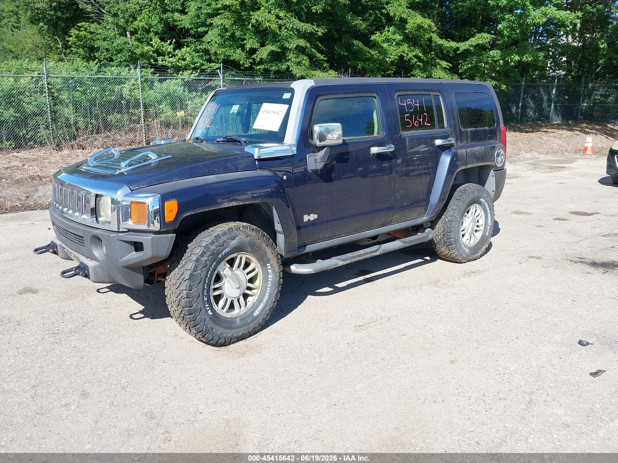 2007 Hummer H3 Suv   Blue vin: 5GTDN13E078196557