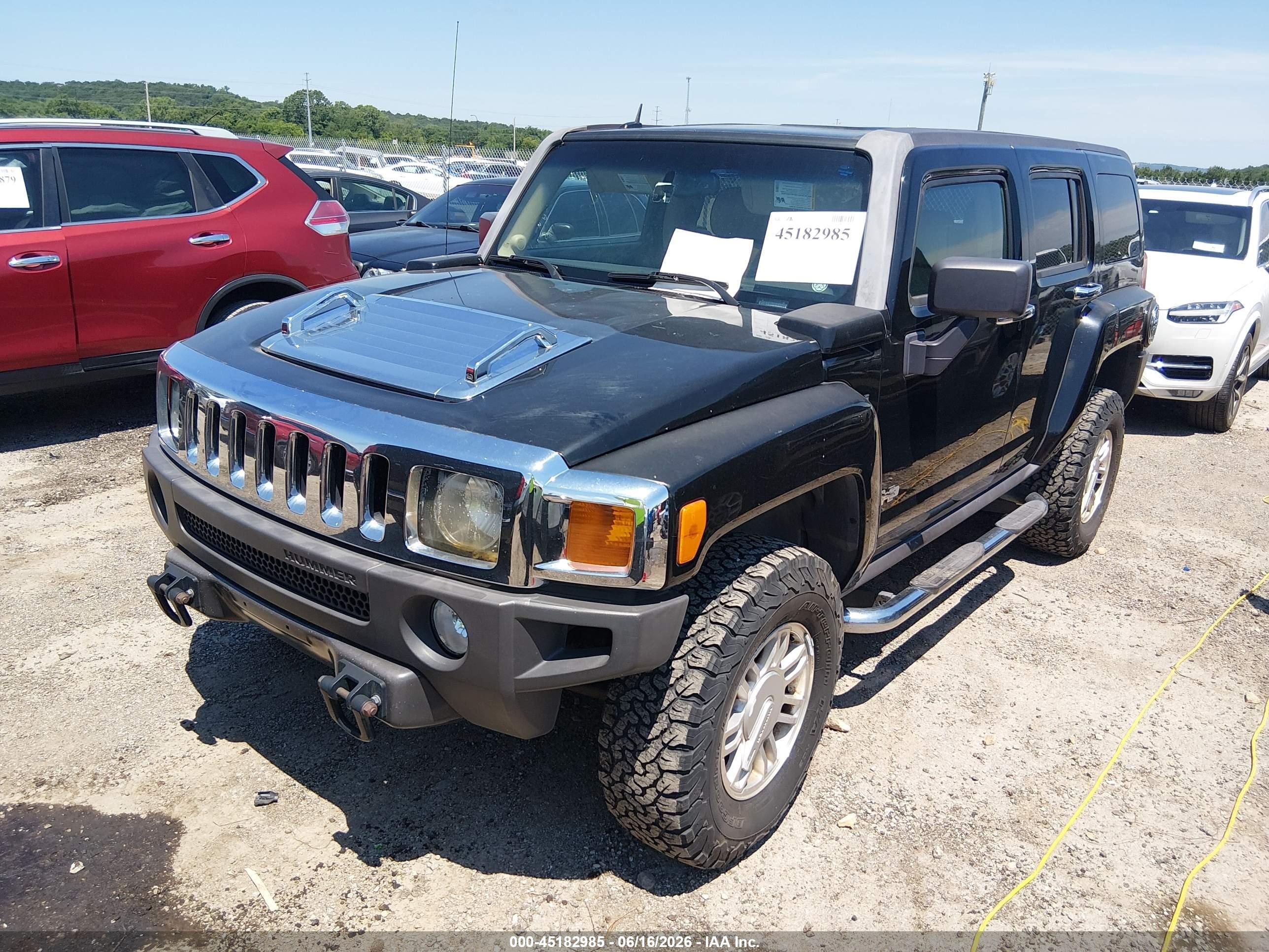 2007 Hummer H3 Suv   Black vin: 5GTDN13E078214426