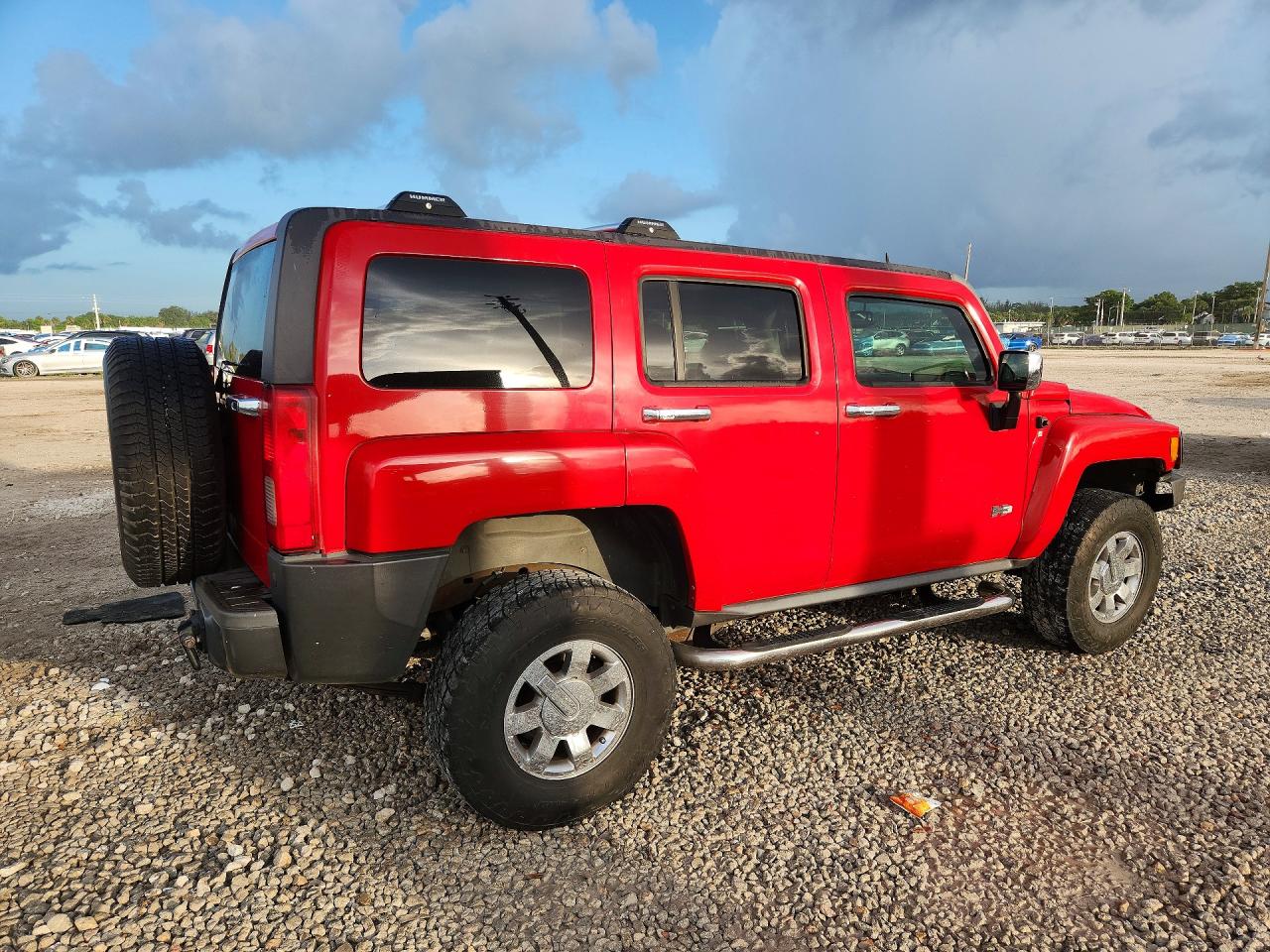 2007 Hummer H3 Красный vin: 5GTDN13E078235583
