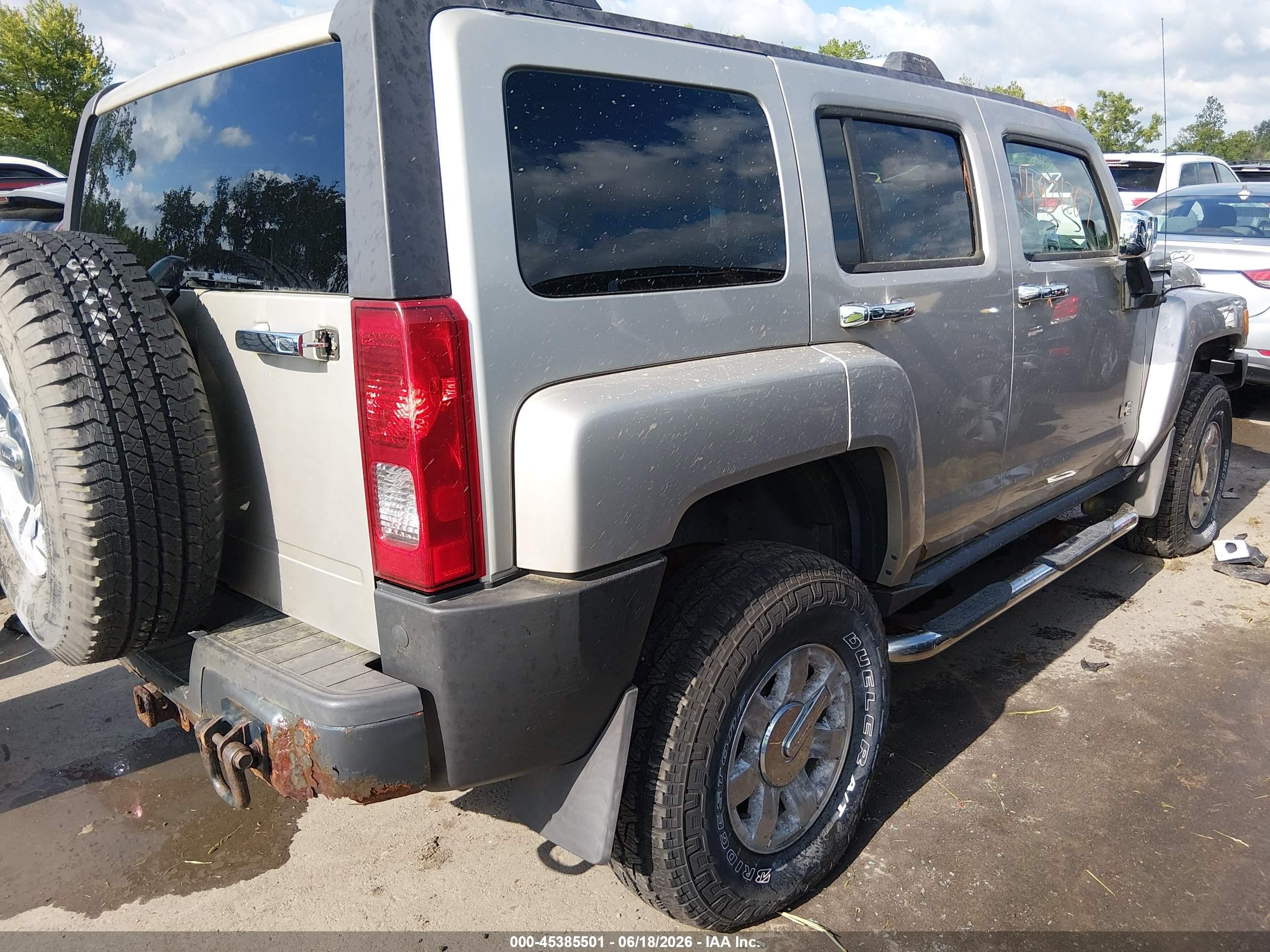 2007 Hummer H3 Suv   Gold vin: 5GTDN13E078251850
