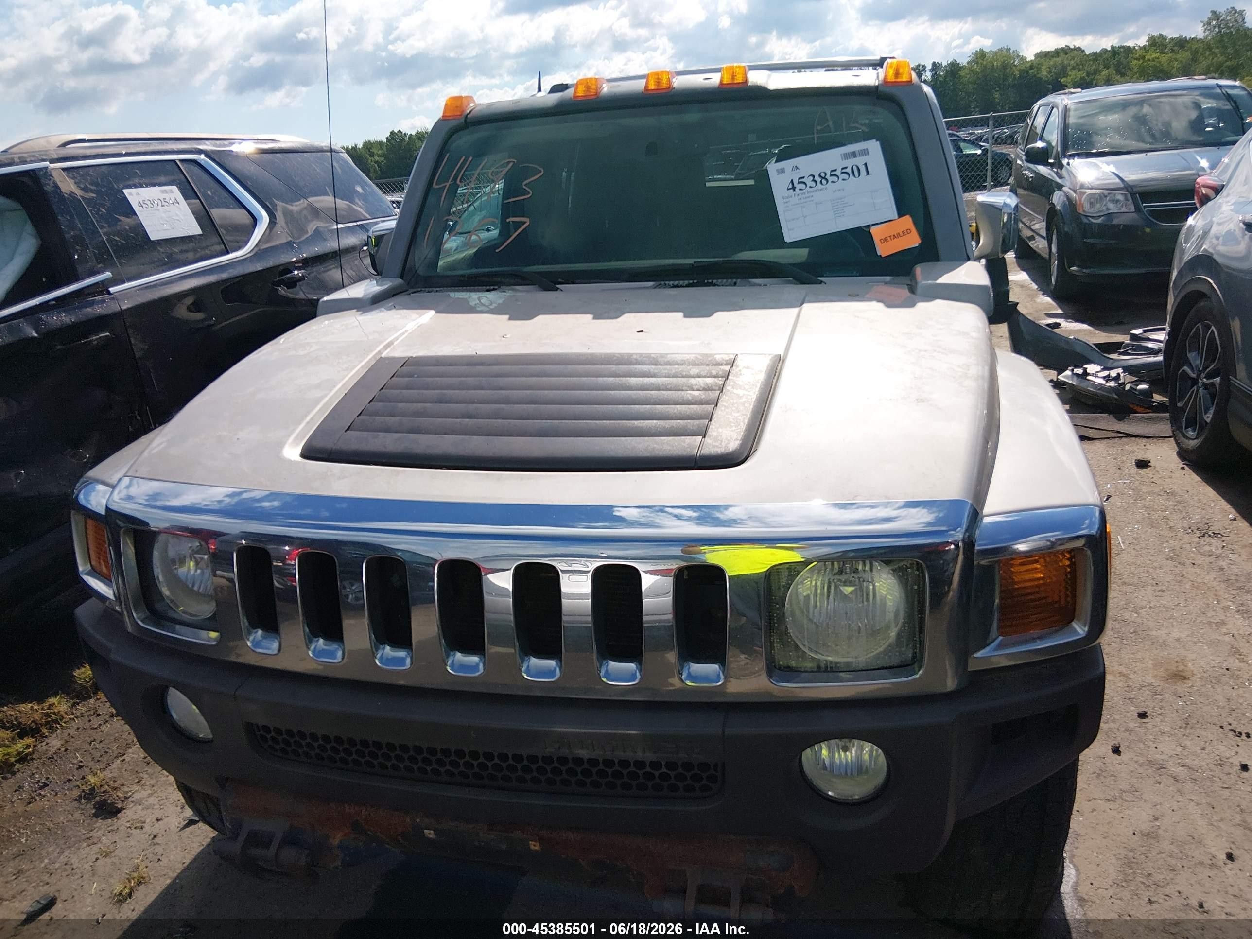 2007 Hummer H3 Suv   Gold vin: 5GTDN13E078251850