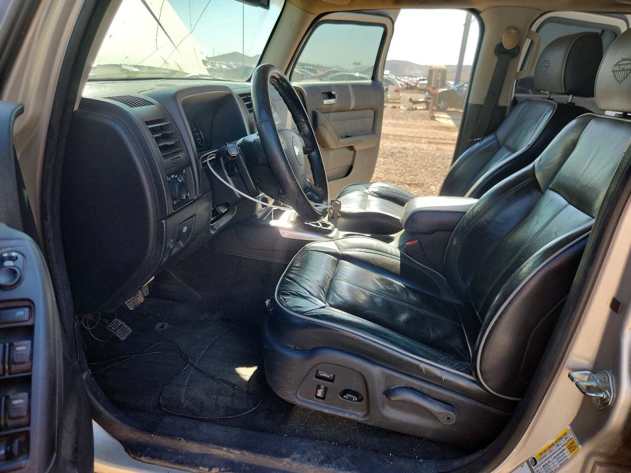 2007 Hummer H3 Silver vin: 5GTDN13E178136805