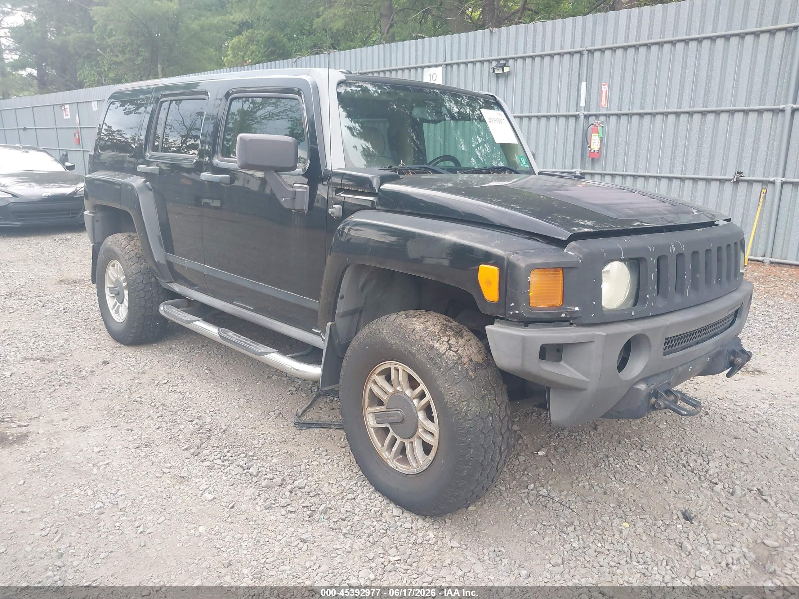 2007 Hummer H3 Suv Black vin: 5GTDN13E178175832