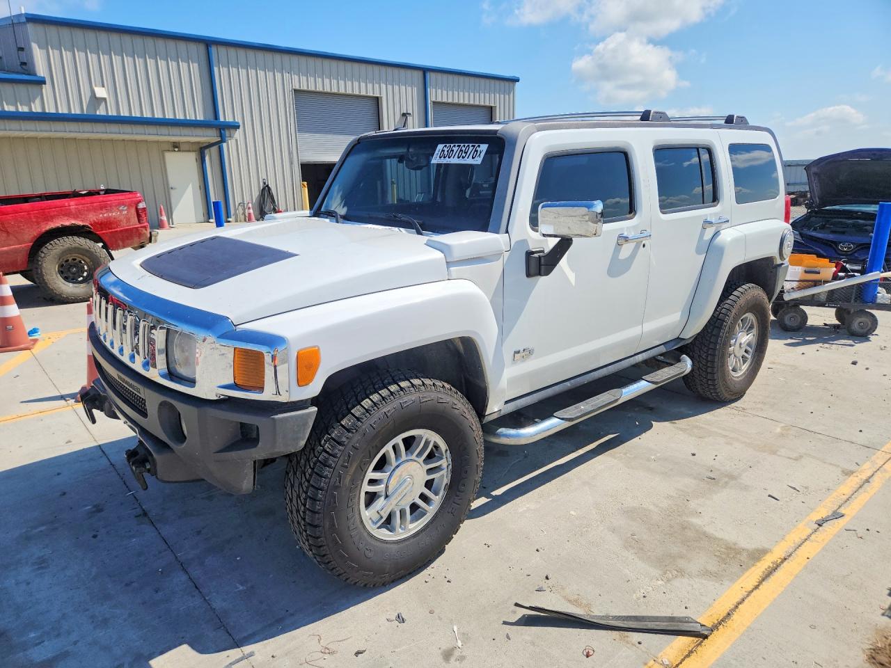 2007 Hummer H3 White vin: 5GTDN13E378155792