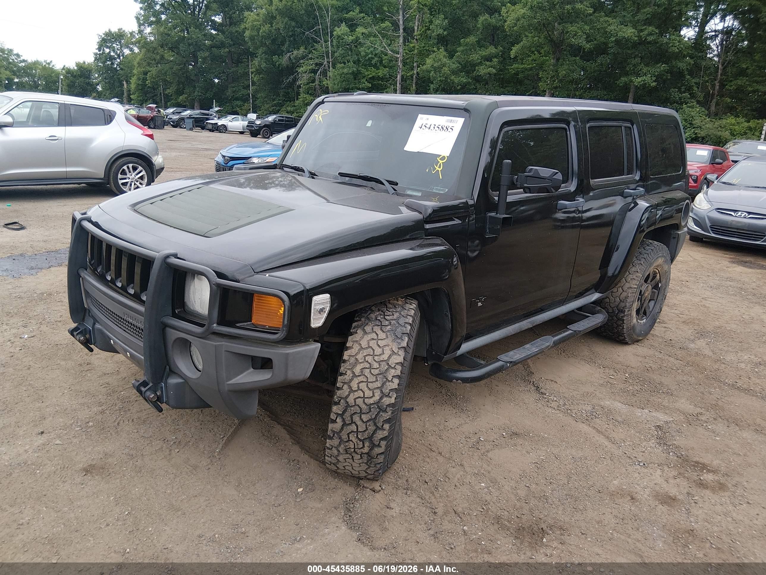 2007 Hummer H3 Suv   Black vin: 5GTDN13E378242270