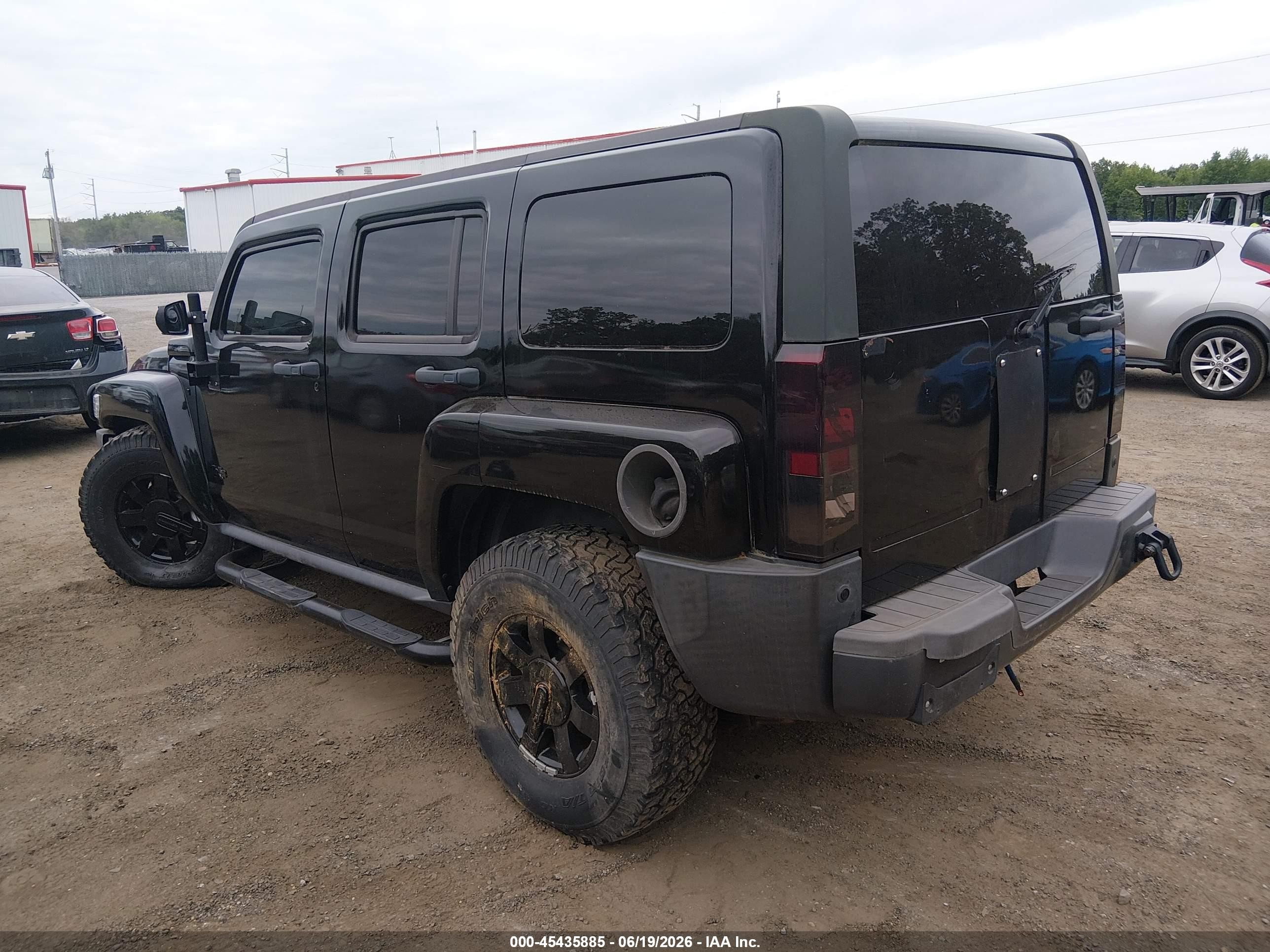 2007 Hummer H3 Suv   Black vin: 5GTDN13E378242270