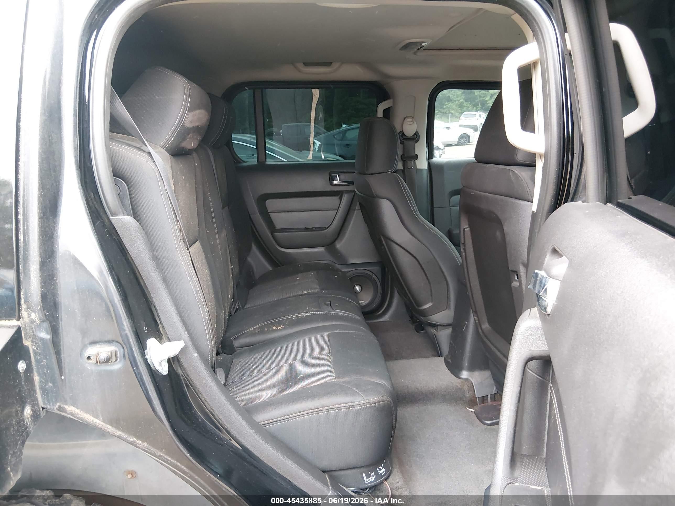 2007 Hummer H3 Suv   Black vin: 5GTDN13E378242270