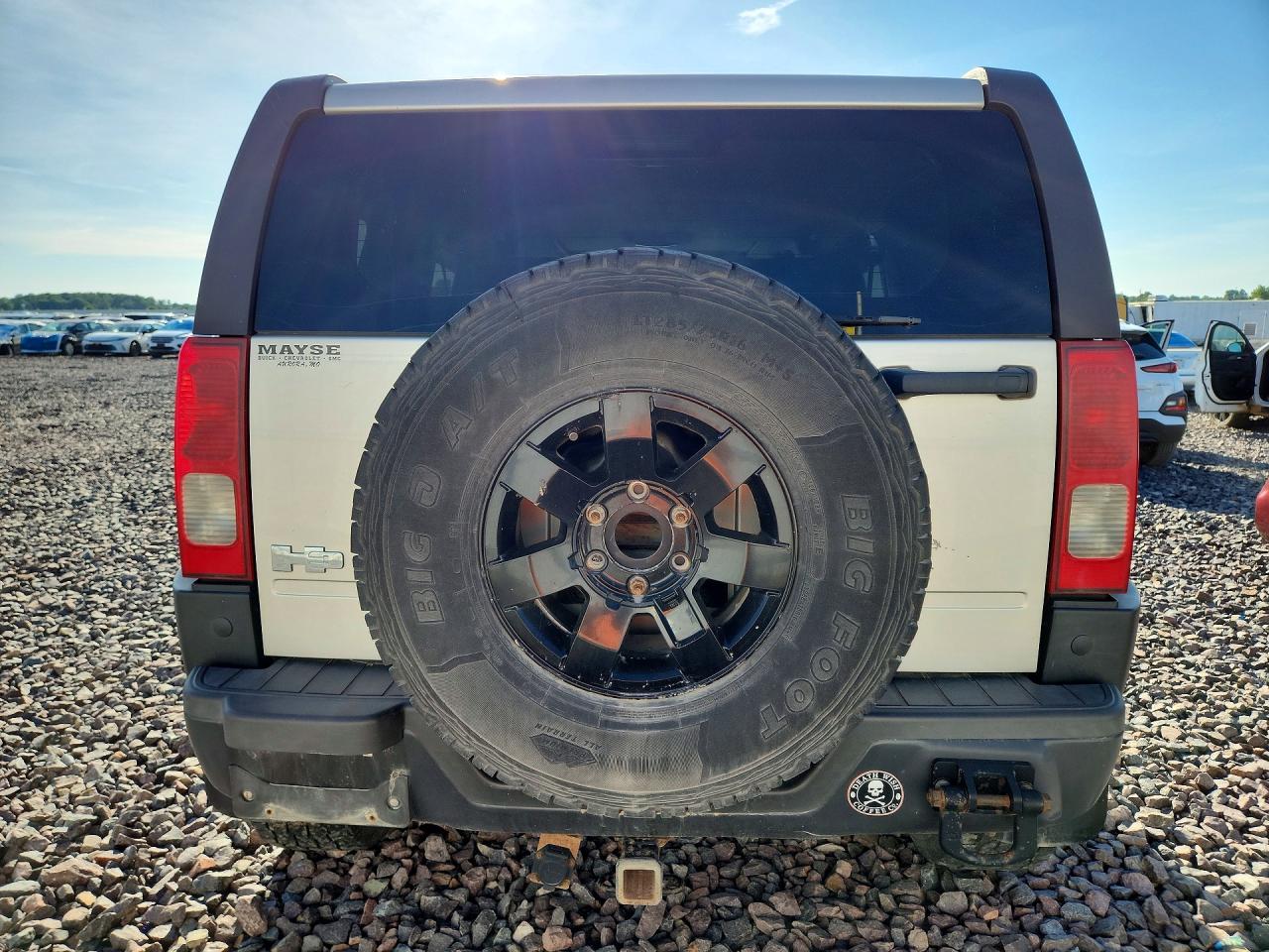 2007 Hummer H3 Silver vin: 5GTDN13E378252622
