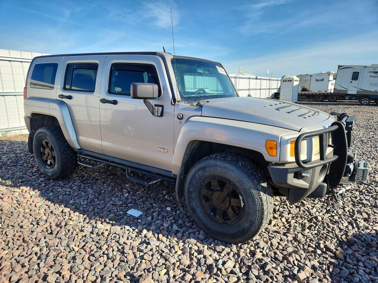 2007 Hummer H3 Silver vin: 5GTDN13E378252622