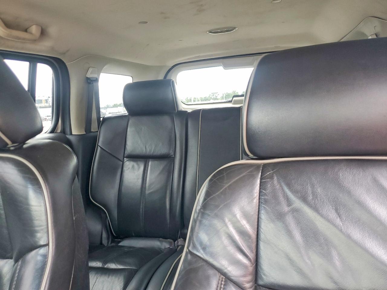2007 Hummer H3 Tan vin: 5GTDN13E578101443