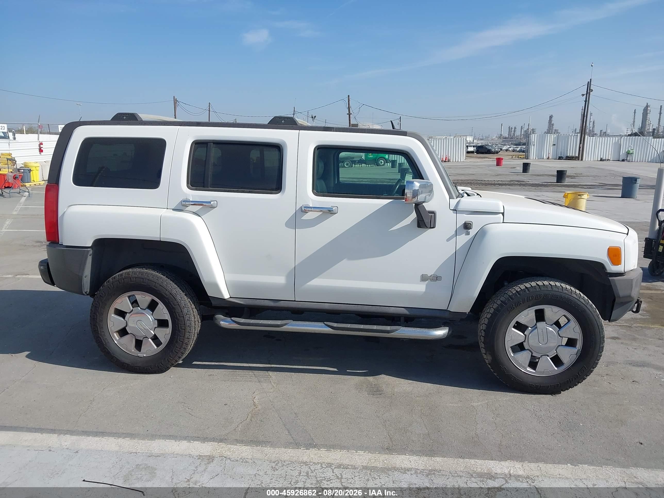 2007 Hummer H3 Suv White vin: 5GTDN13E578159729