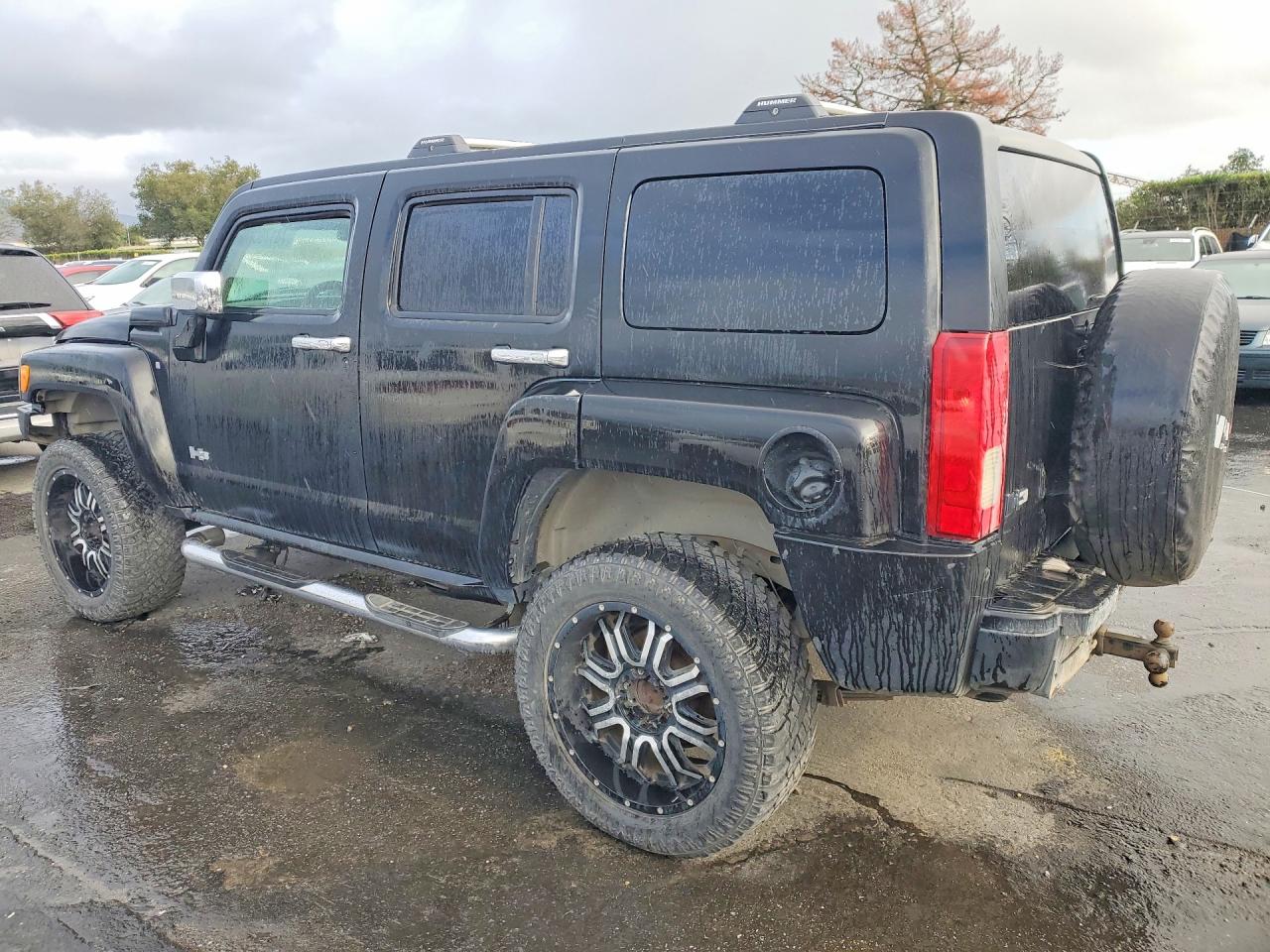 2007 Hummer H3 Black vin: 5GTDN13E578164431
