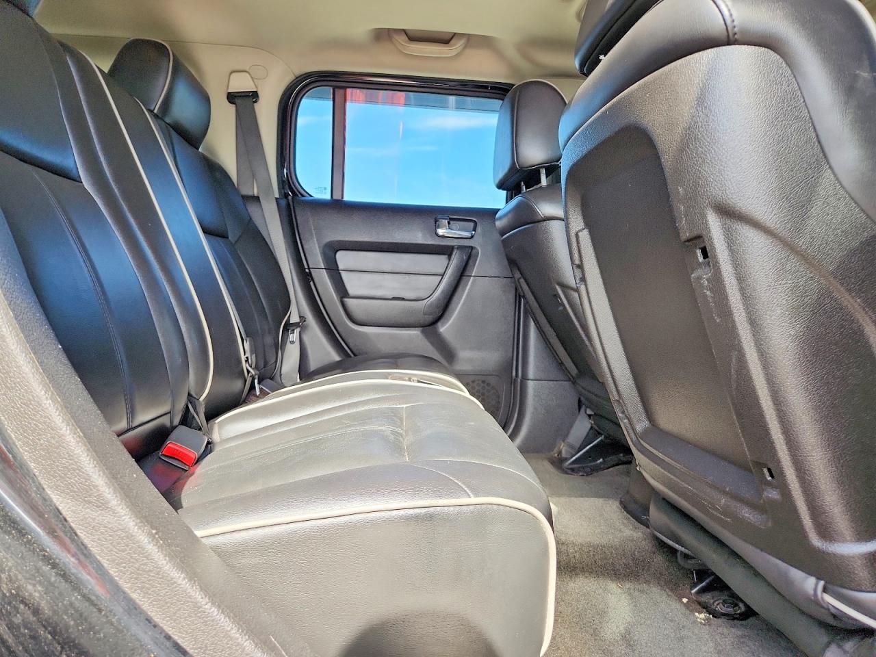 2007 Hummer H3 Black vin: 5GTDN13E578183433