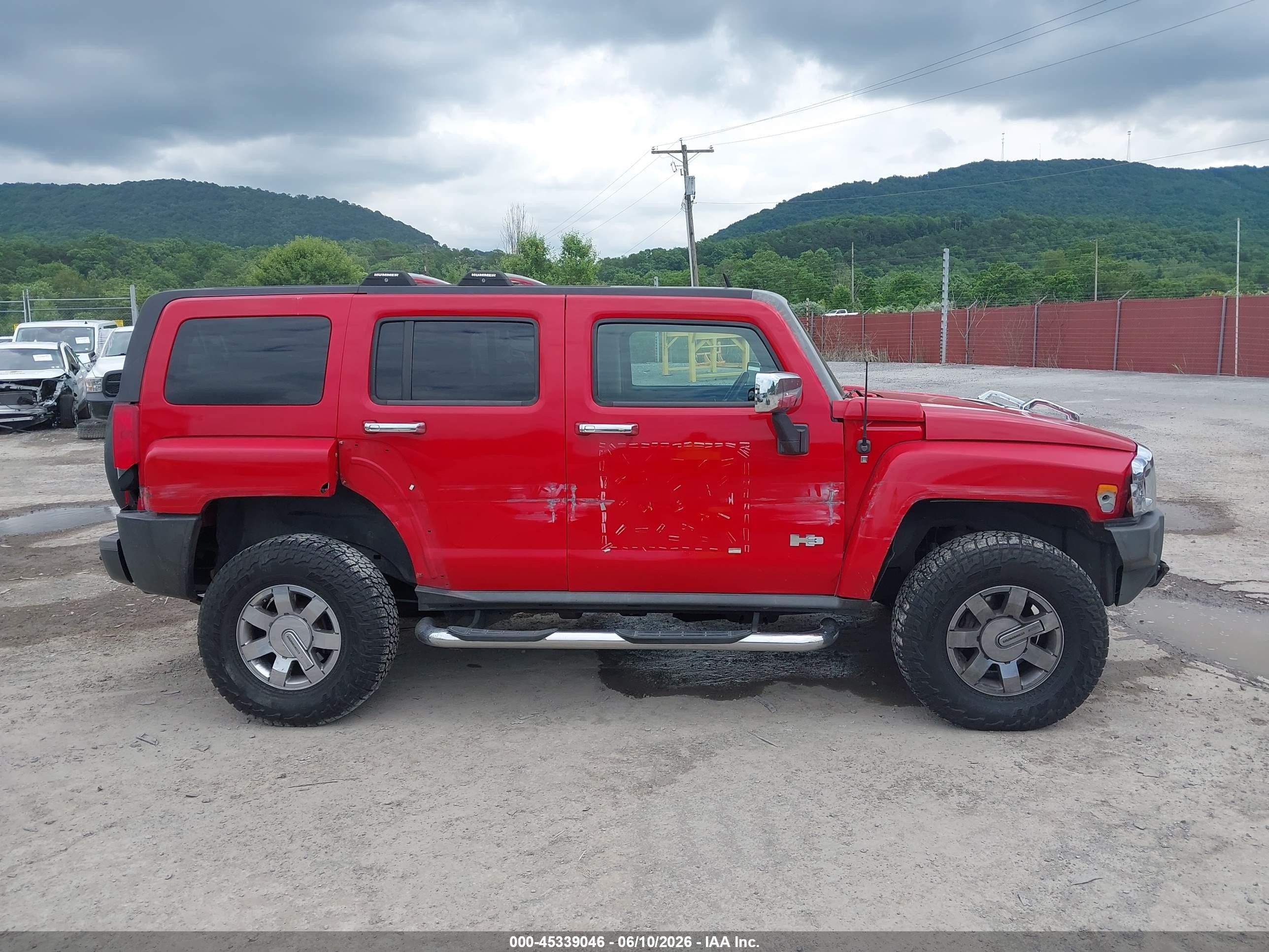 2007 Hummer H3 Suv Red vin: 5GTDN13E678112466