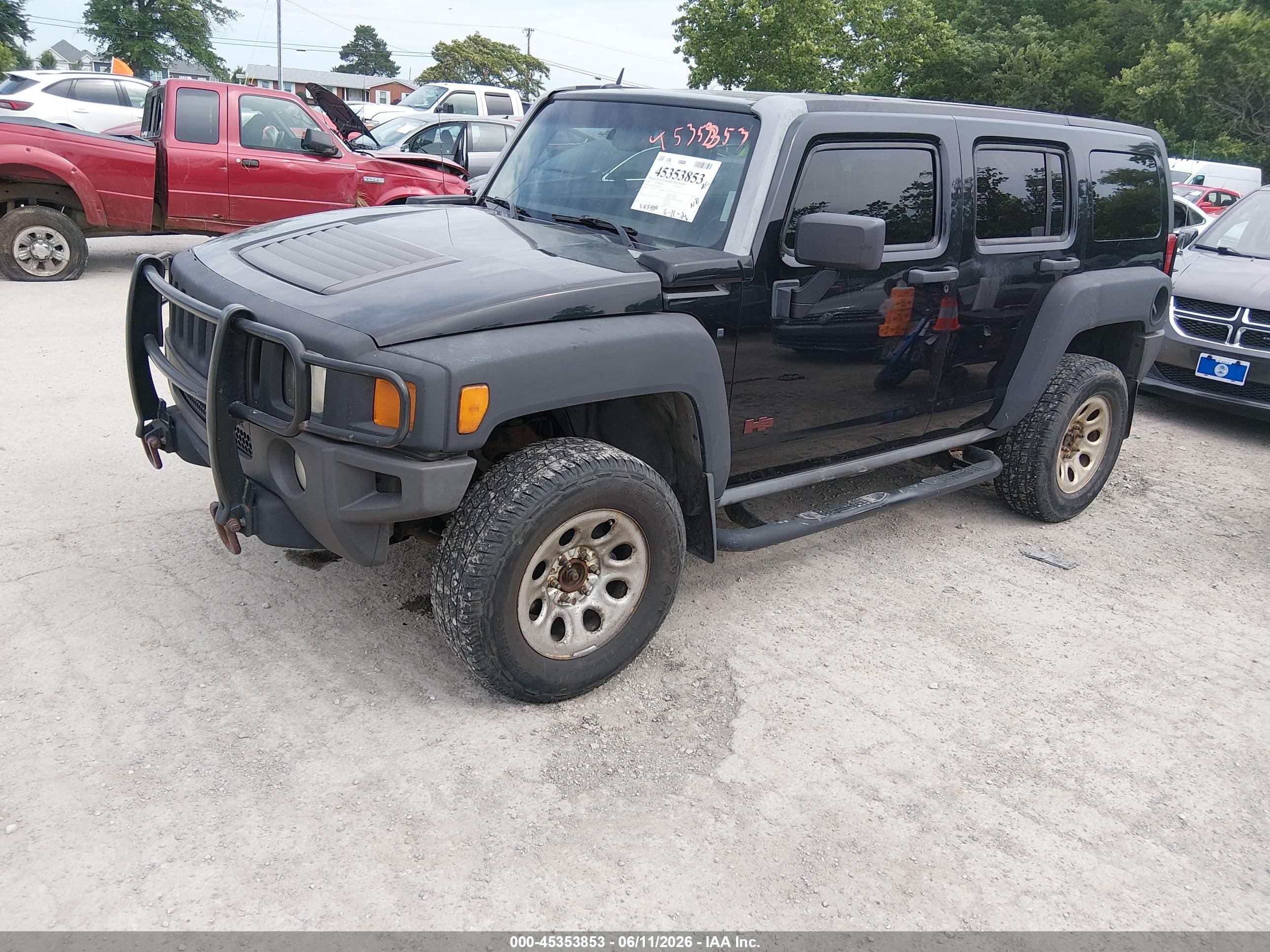2007 Hummer H3 Suv   Black vin: 5GTDN13E678150702