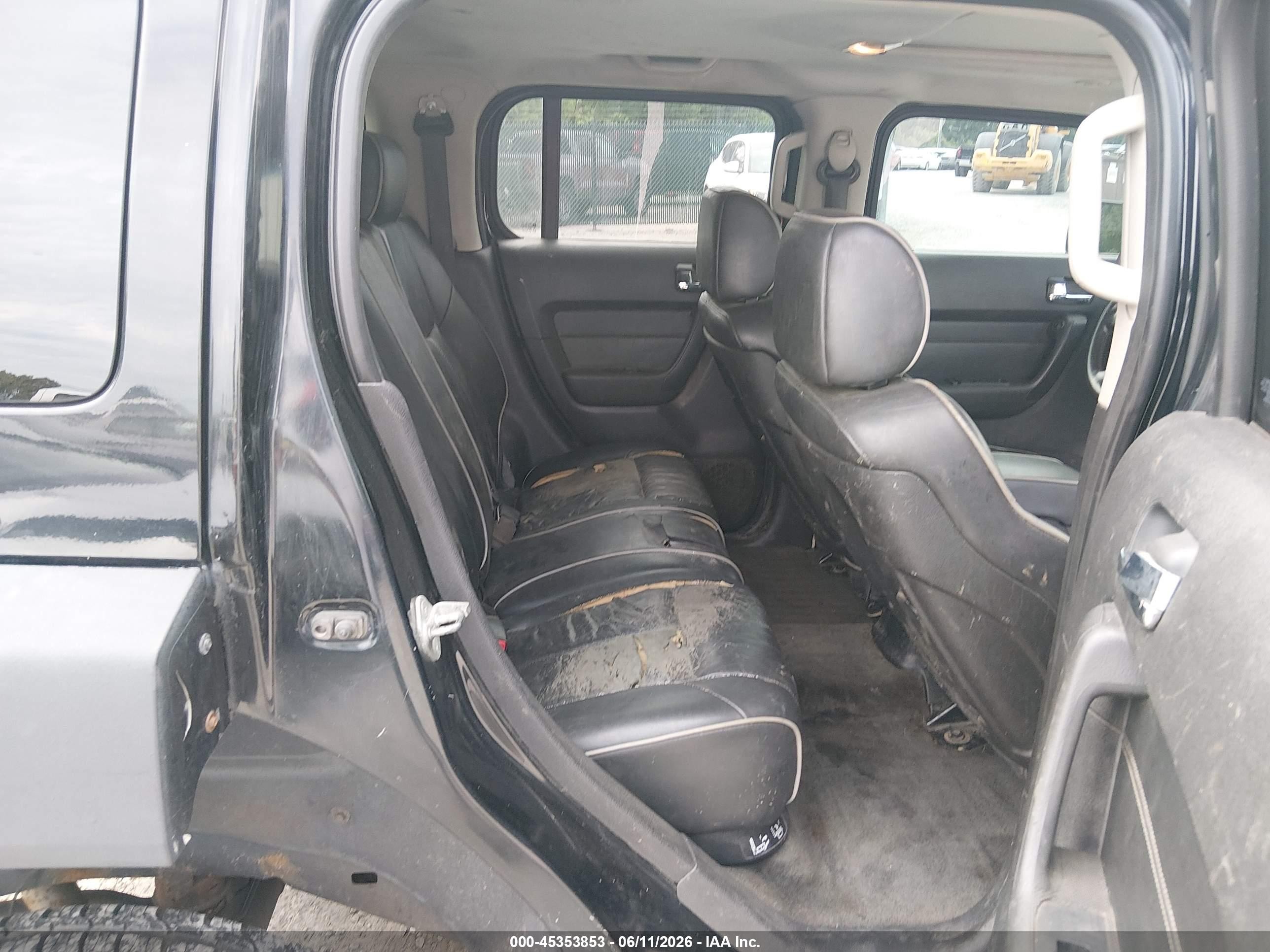 2007 Hummer H3 Suv   Black vin: 5GTDN13E678150702