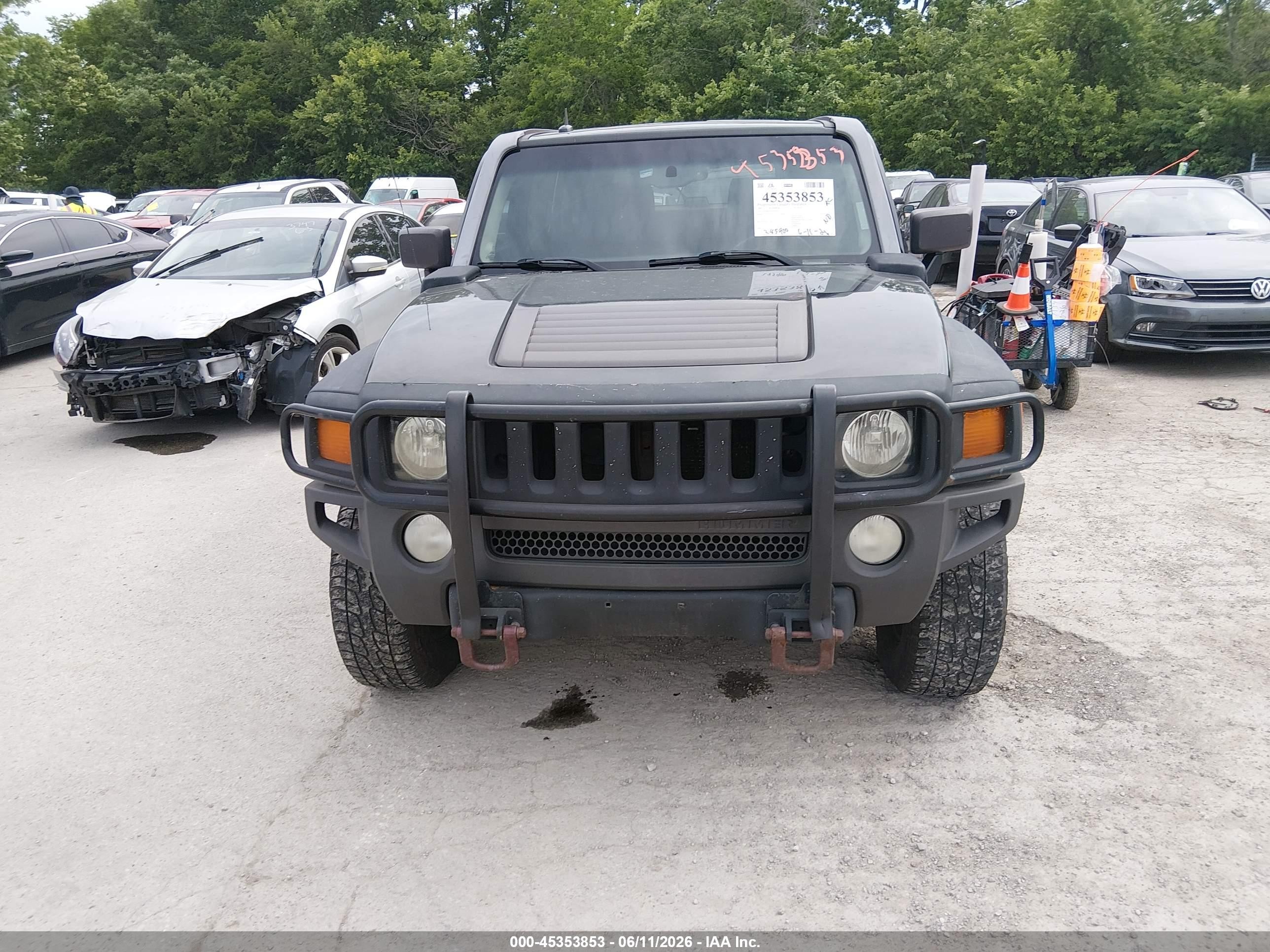 2007 Hummer H3 Suv   Black vin: 5GTDN13E678150702