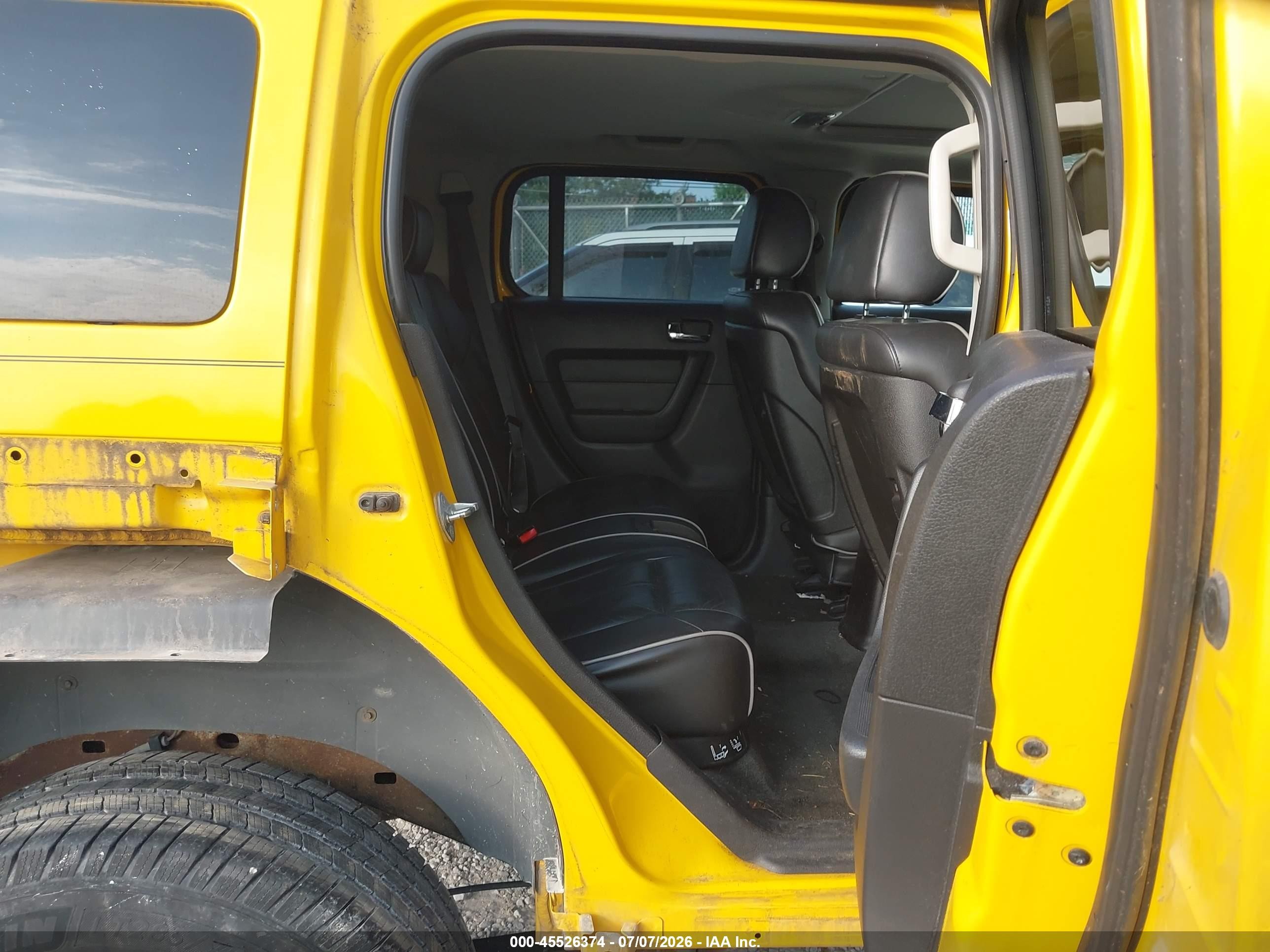 2007 Hummer H3 Suv   Yellow vin: 5GTDN13E678152305