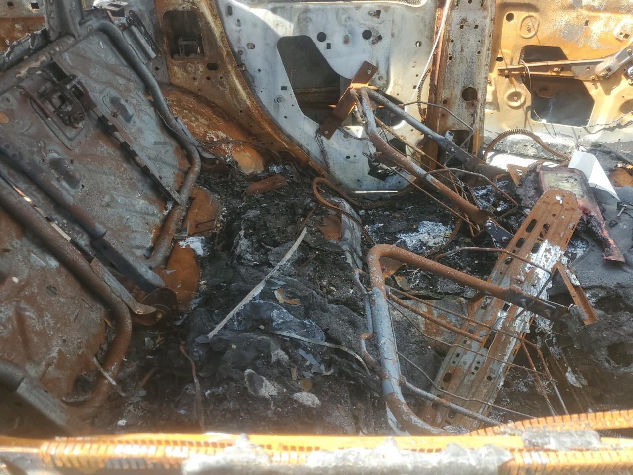 2007 Hummer H3 Burn vin: 5GTDN13E678246829