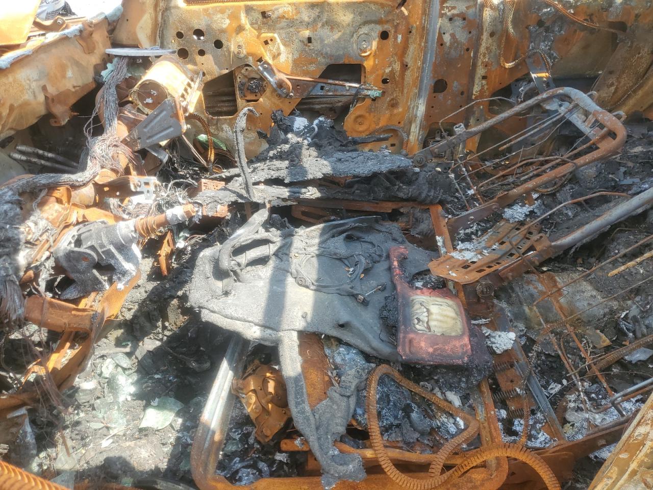 2007 Hummer H3 Burn vin: 5GTDN13E678246829